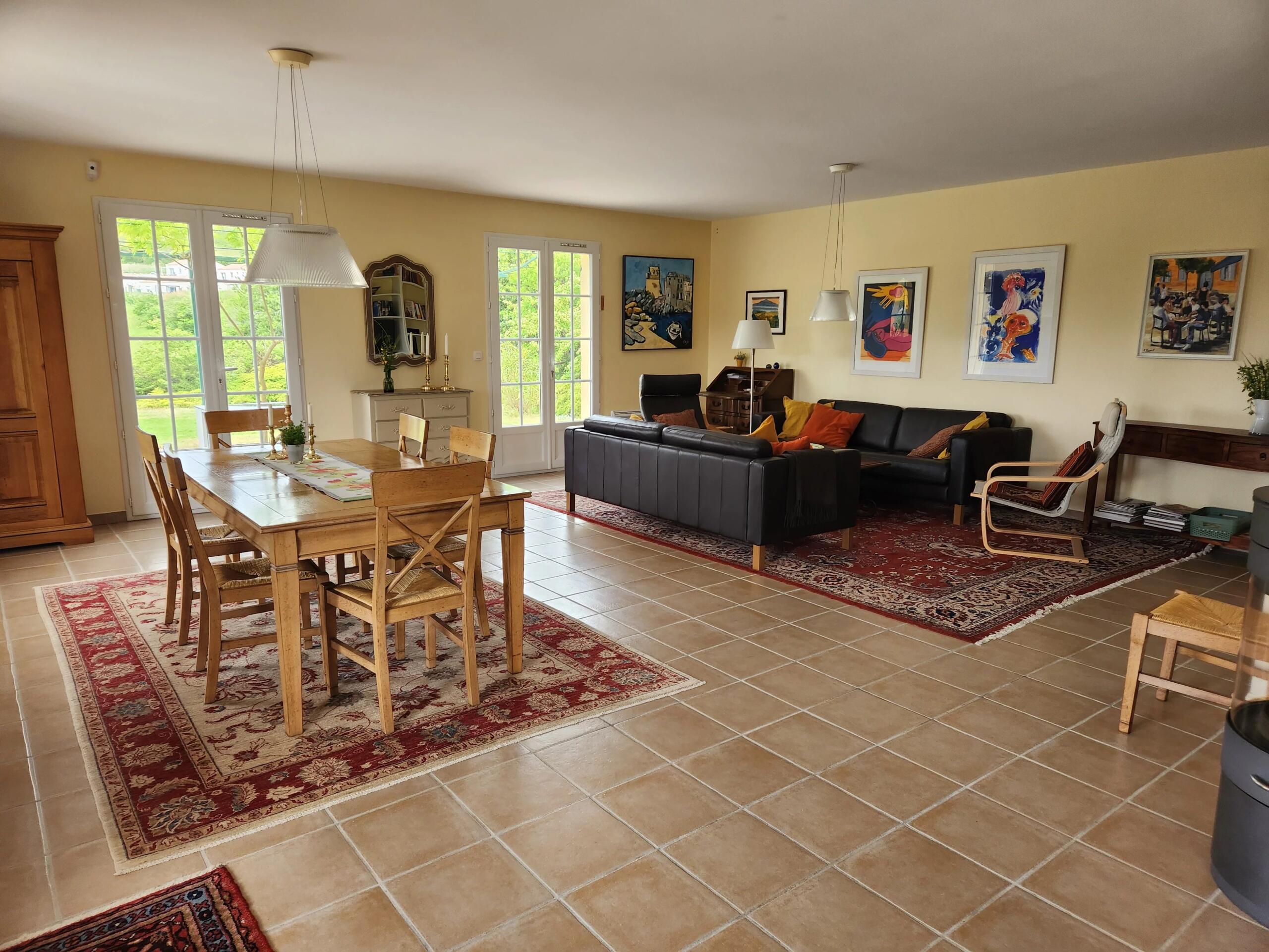 Luxurious 4 bedroom villa with  stunning views, Languedoc-Roussillon – France – BVI85689