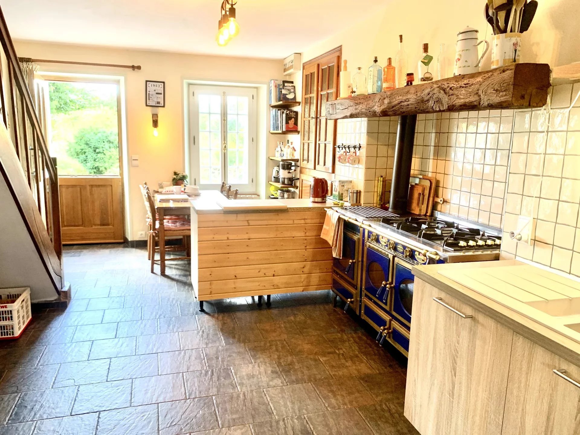 Large 4 / 5 bed family home with 3 bedroom gite, Limousin – France – BVI82525