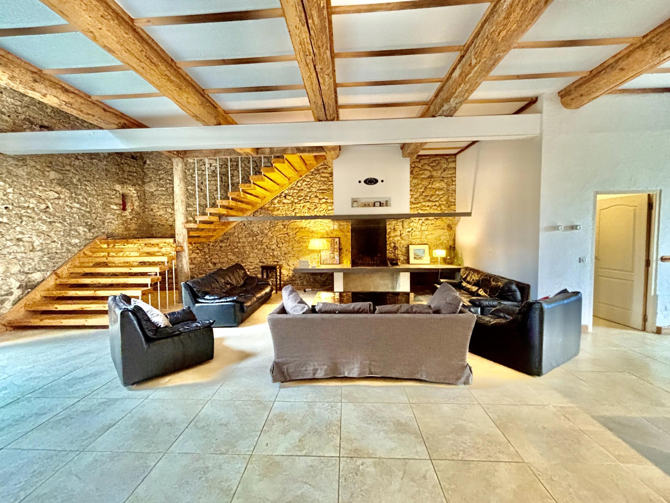 Impressive Character Property combining Modern Living with Original Features, Languedoc-Roussillon – France – BVI84415