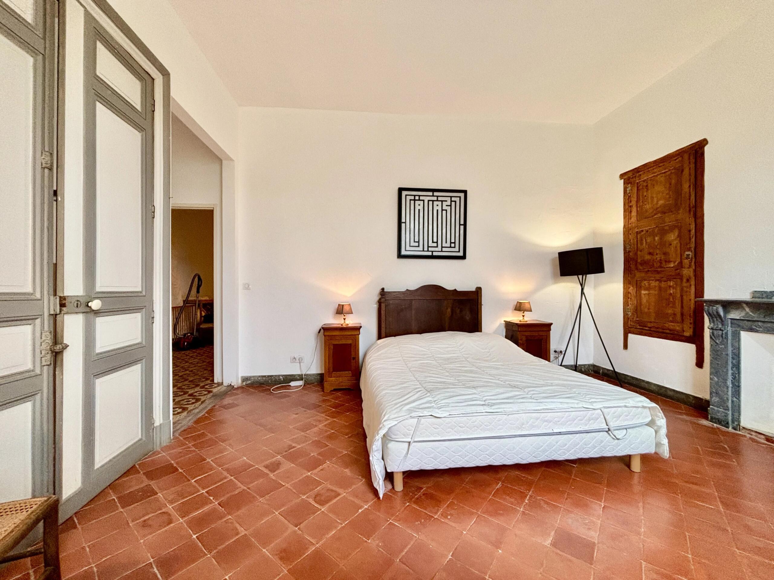 Impressive Character Property combining Modern Living with Original Features, Languedoc-Roussillon – France – BVI84415
