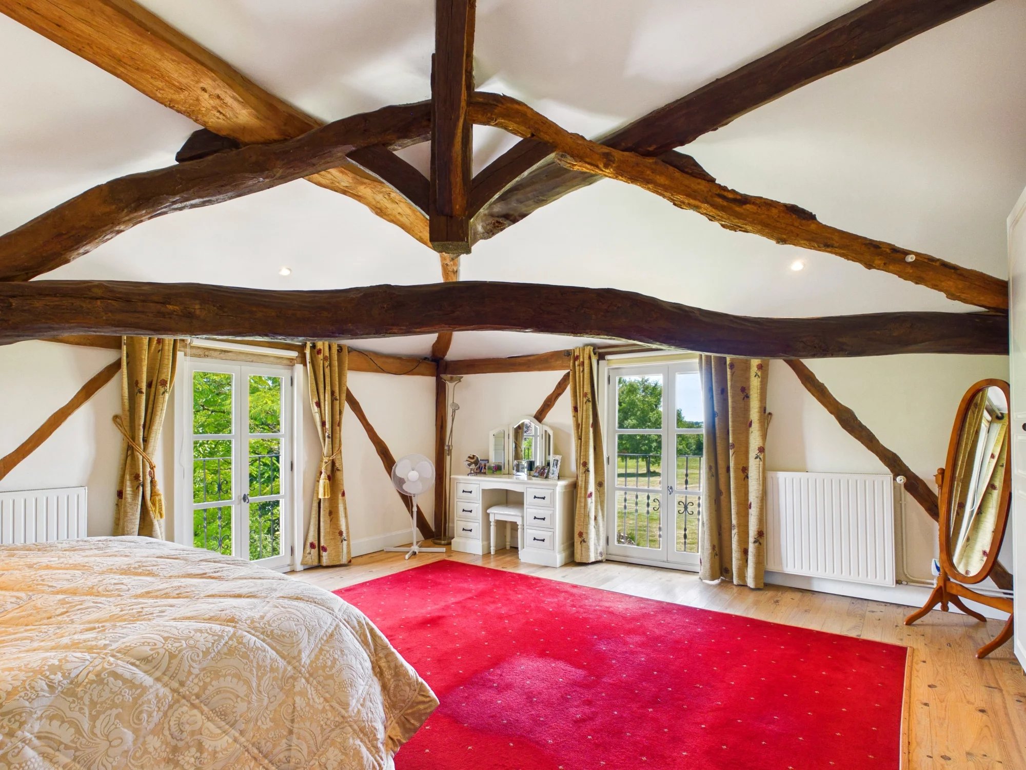 Secluded 200 year old renovated 8 bedroom barn, Midi-Pyrénées – France – BVI85237