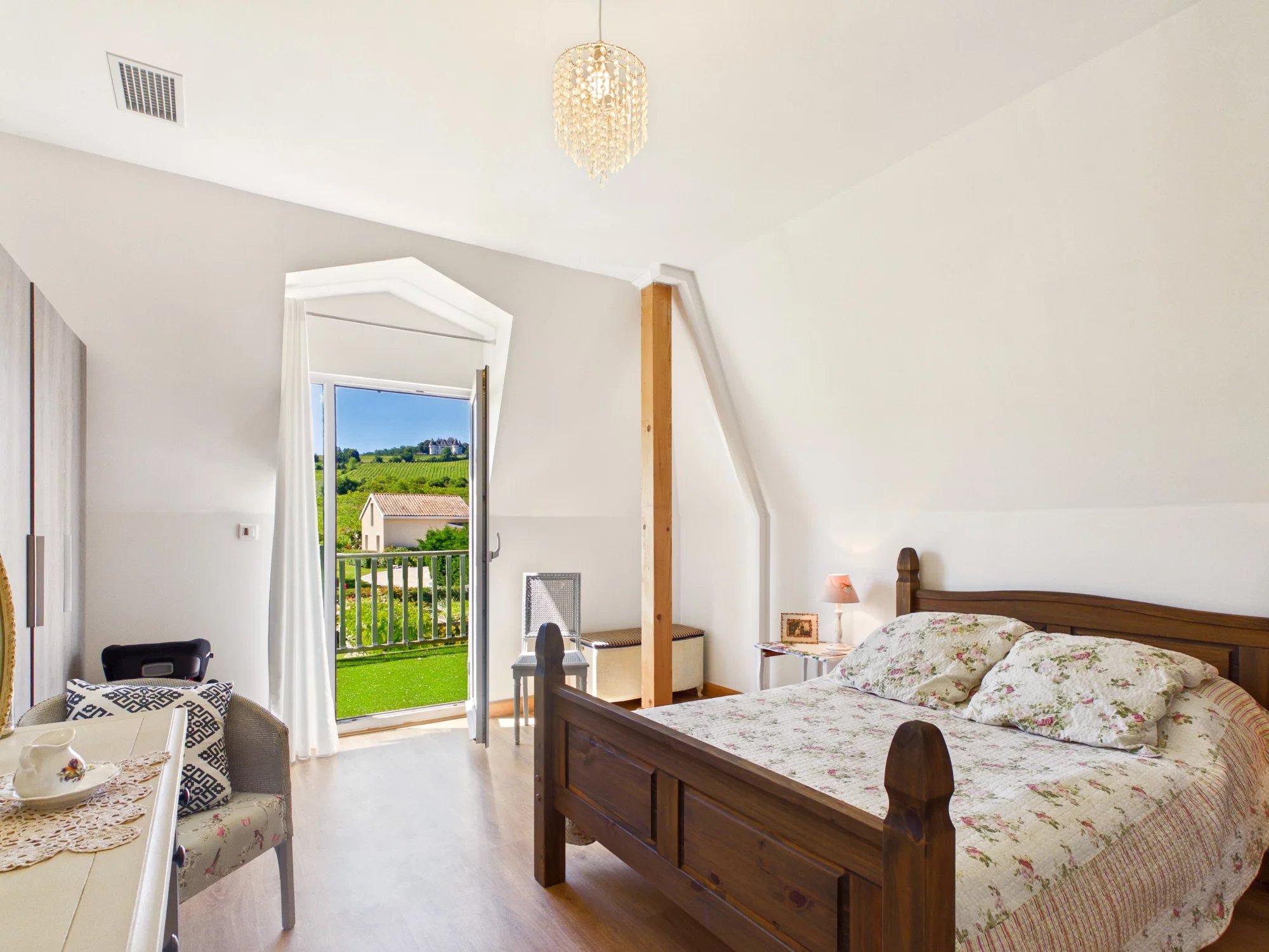 Beautiful, energy efficient house with stunning views close to Bergerac, Aquitaine – France – BVI85469