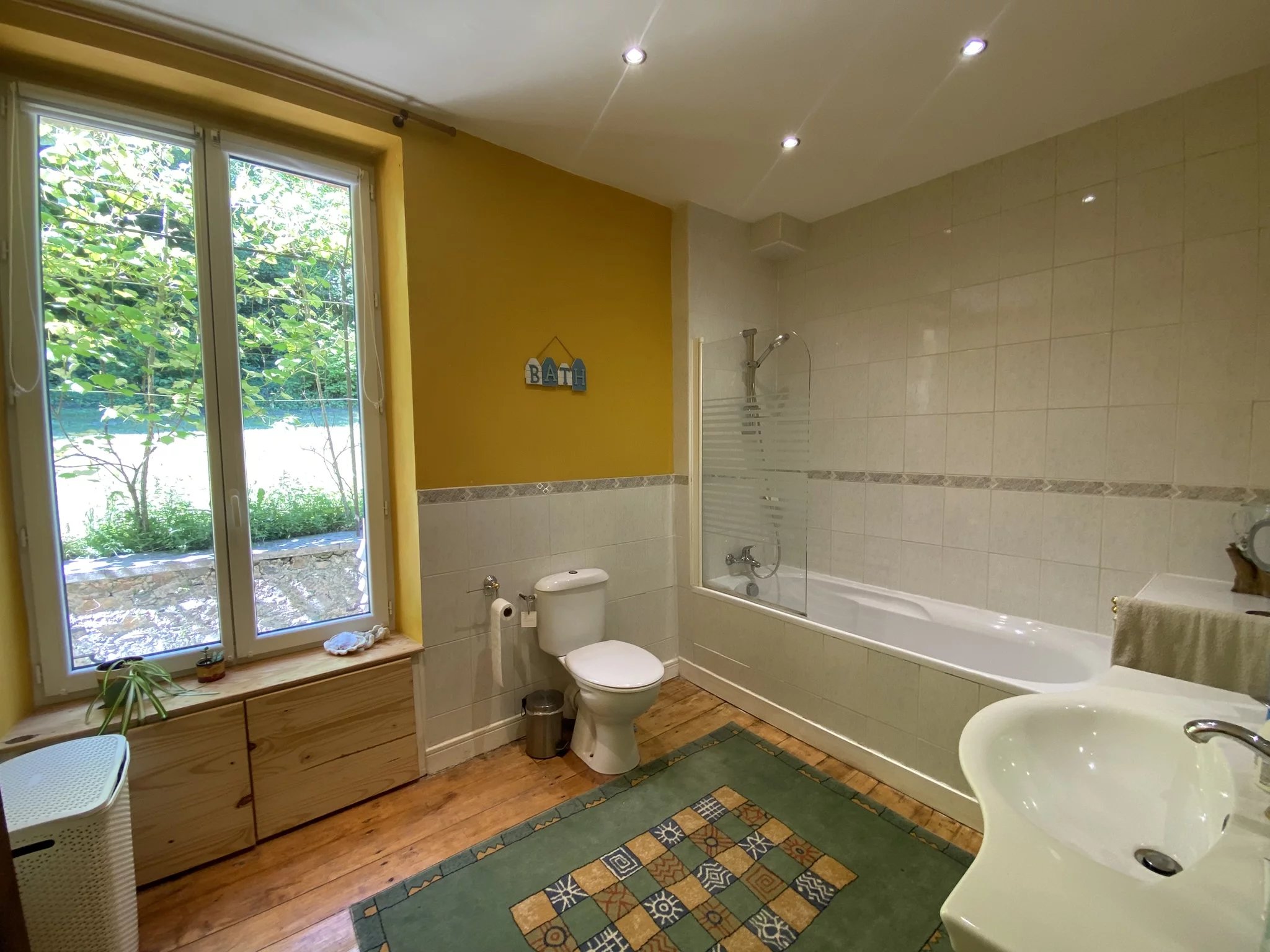 Magnificent riverside property with revenue potential, Limousin – France – BVI85488