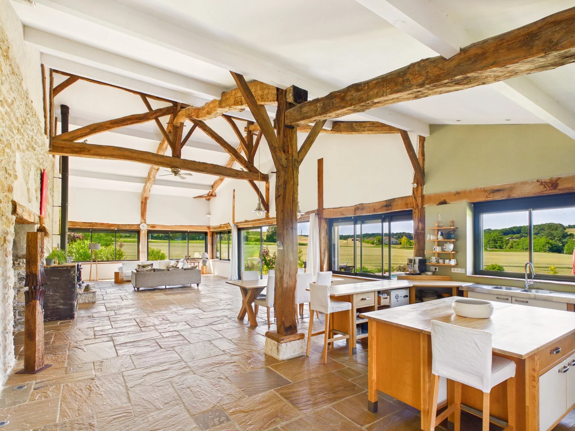 6-bedroom country property in fabulous location, Aquitaine – France – BVI85614