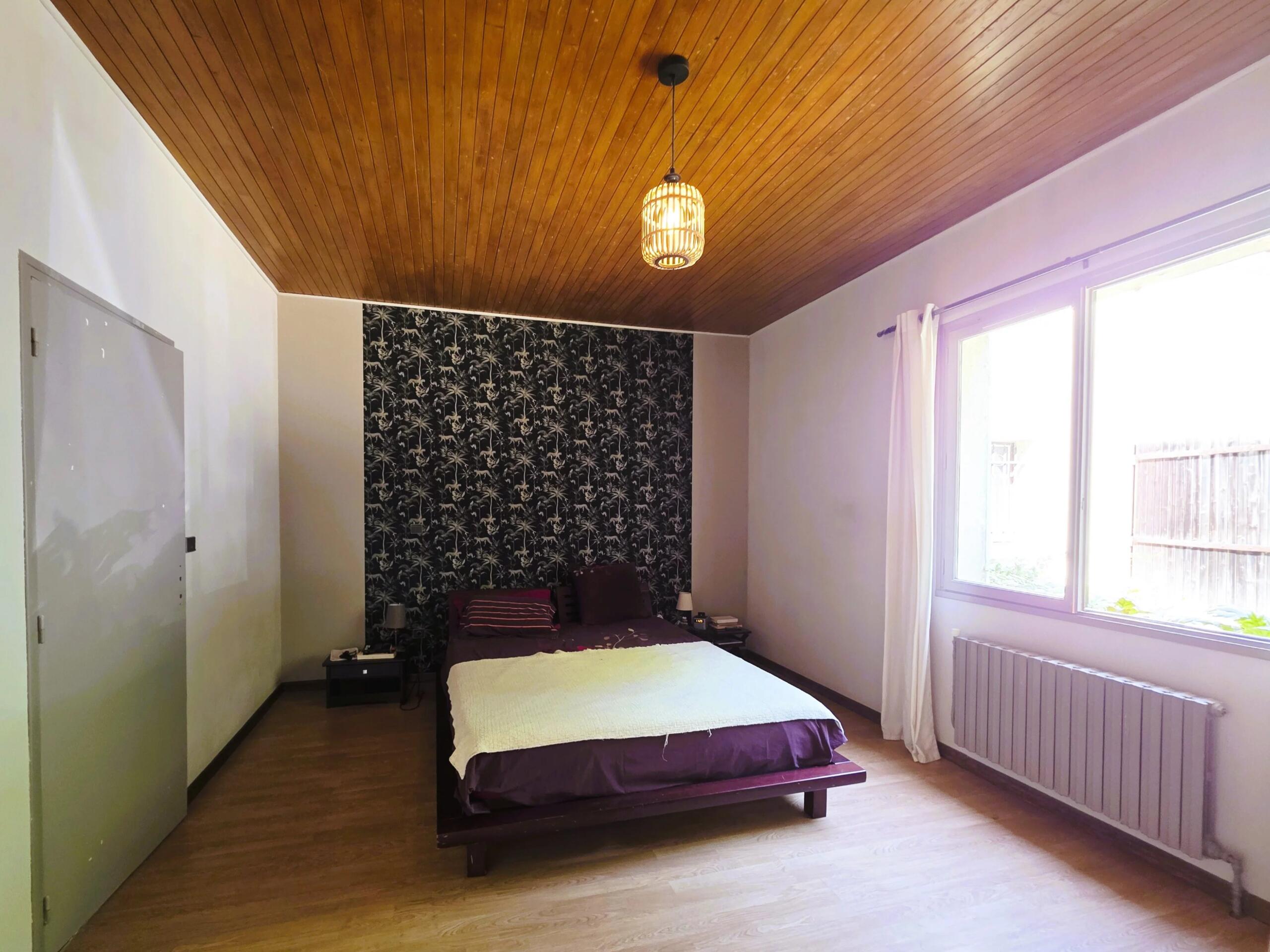 Spacious Family Home in a Peaceful Woodland Setting Near Blasimon, Aquitaine – France – BVI64500