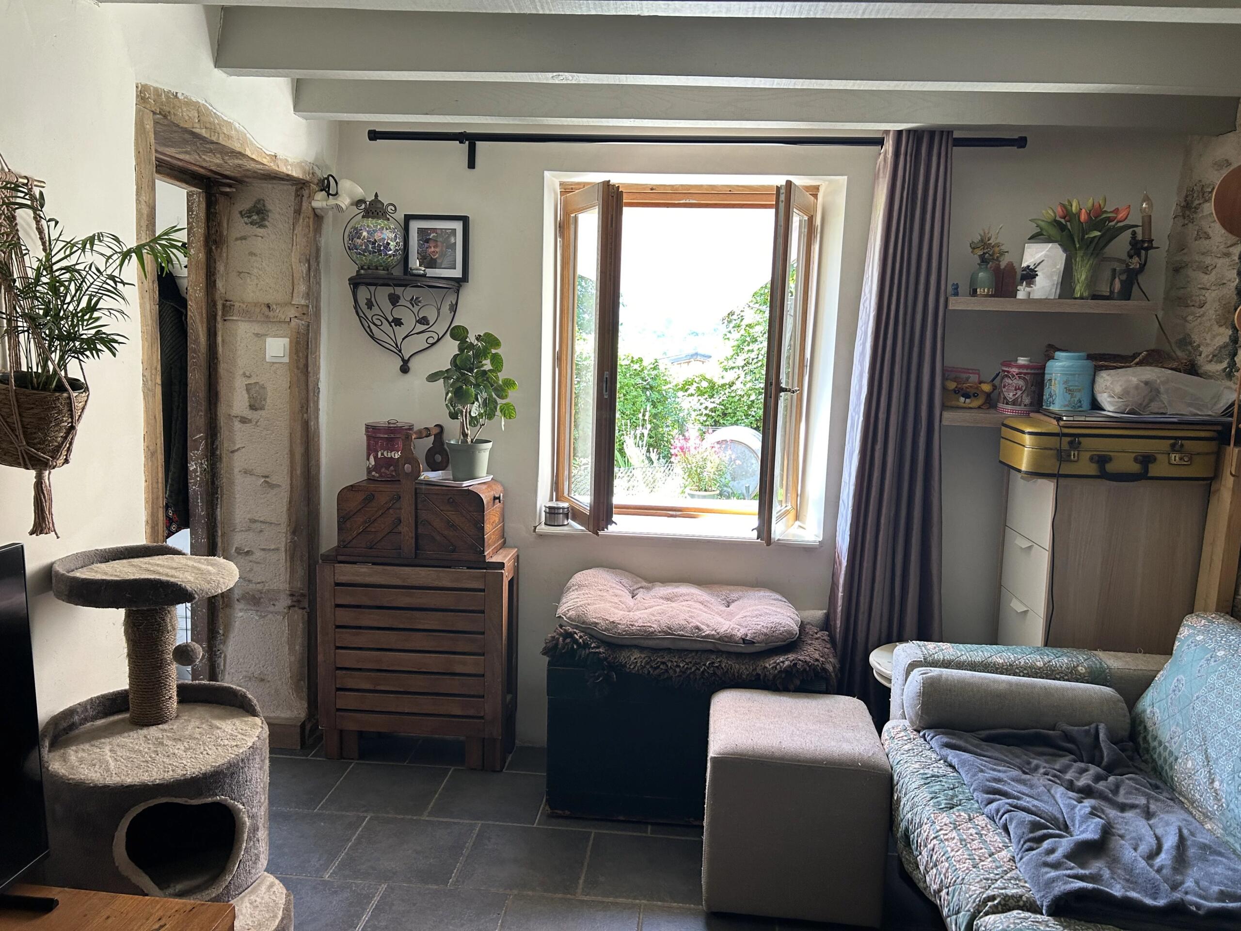 Pretty 1-bedroom cottage with panoramic views, Limousin – France – BVI85835