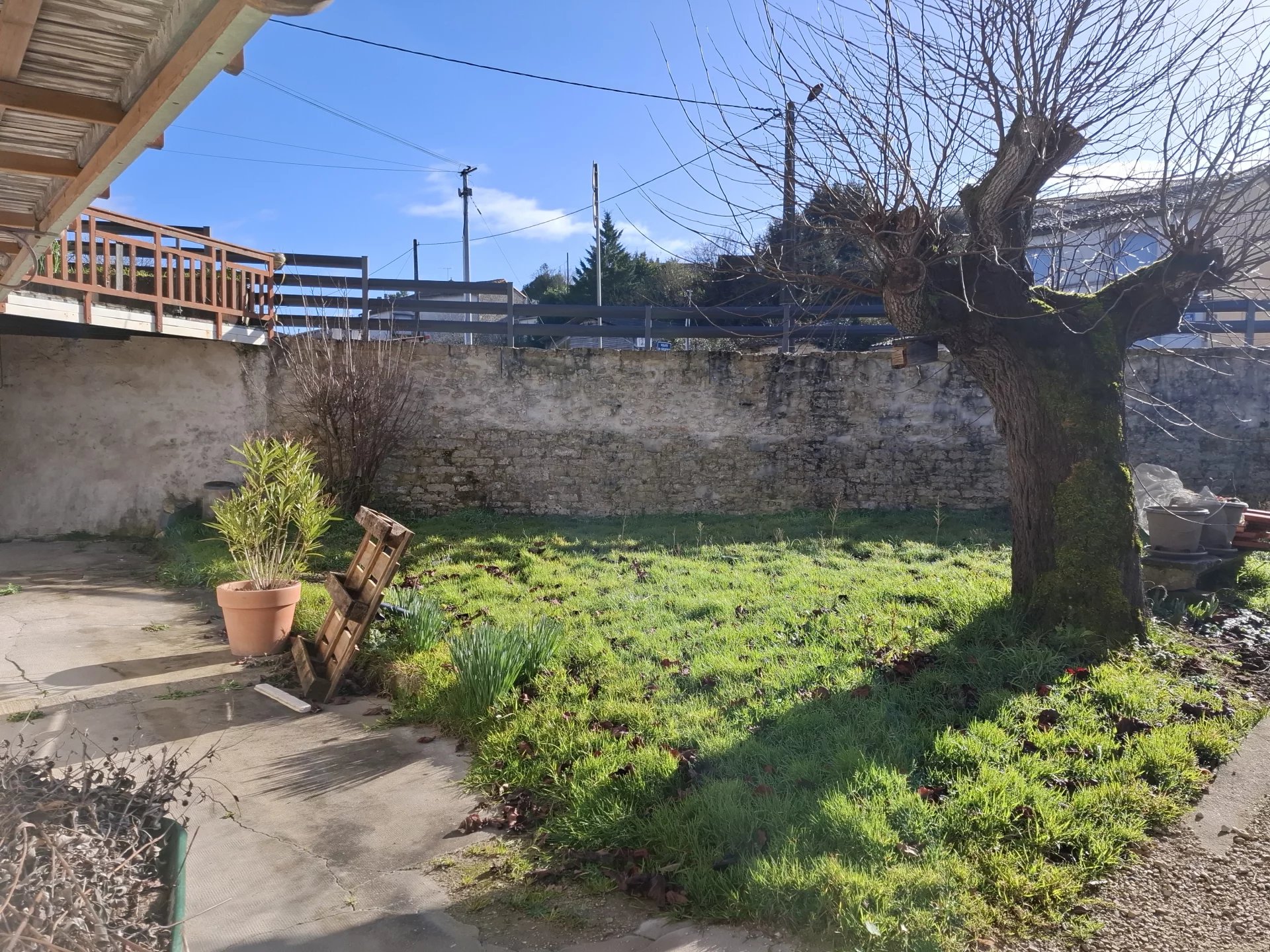Spacious Chalet with additional land, close to centre of popular market town, Poitou-Charentes – France – BVI79674
