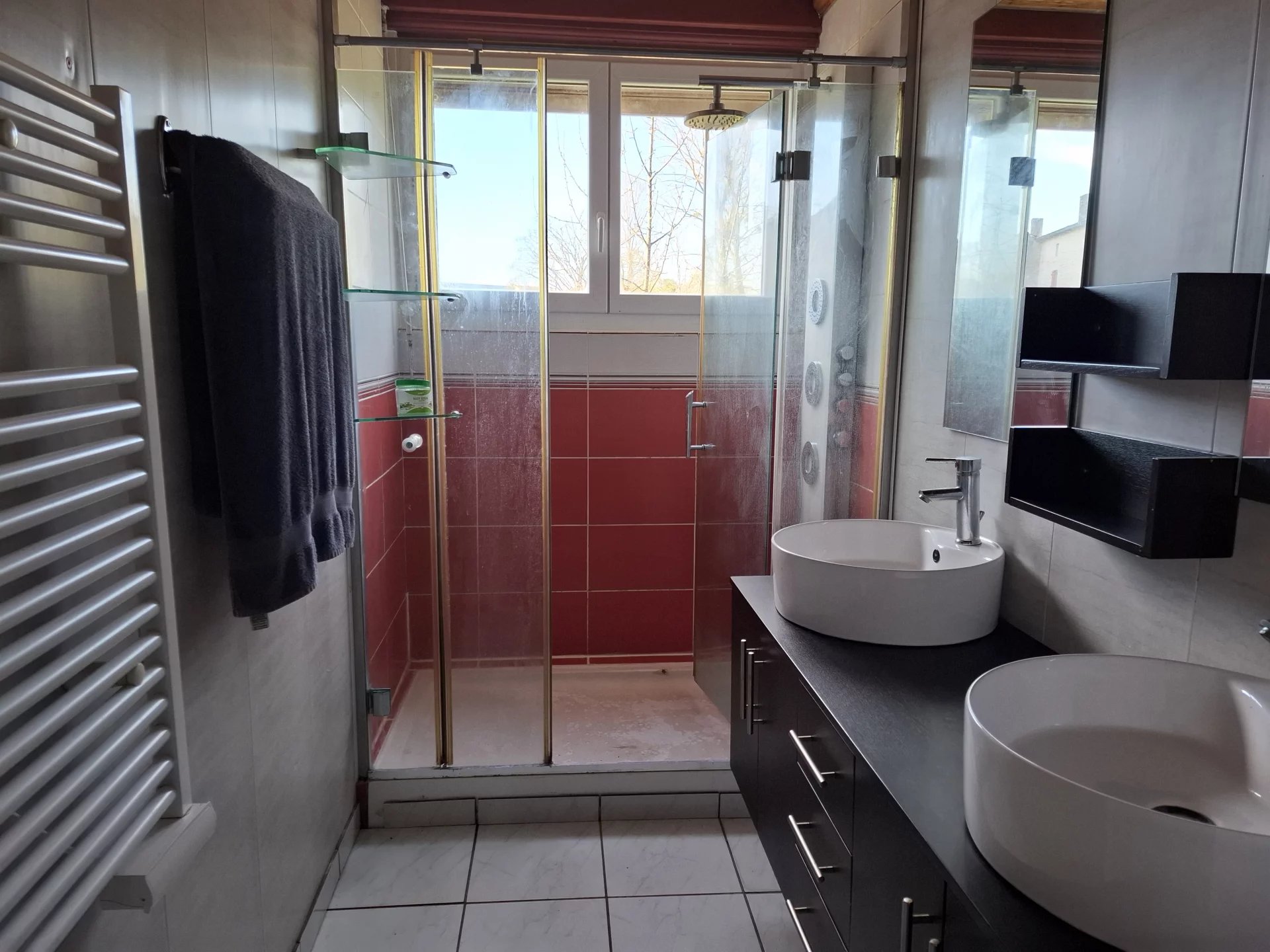 Spacious Chalet with additional land, close to centre of popular market town, Poitou-Charentes – France – BVI79674