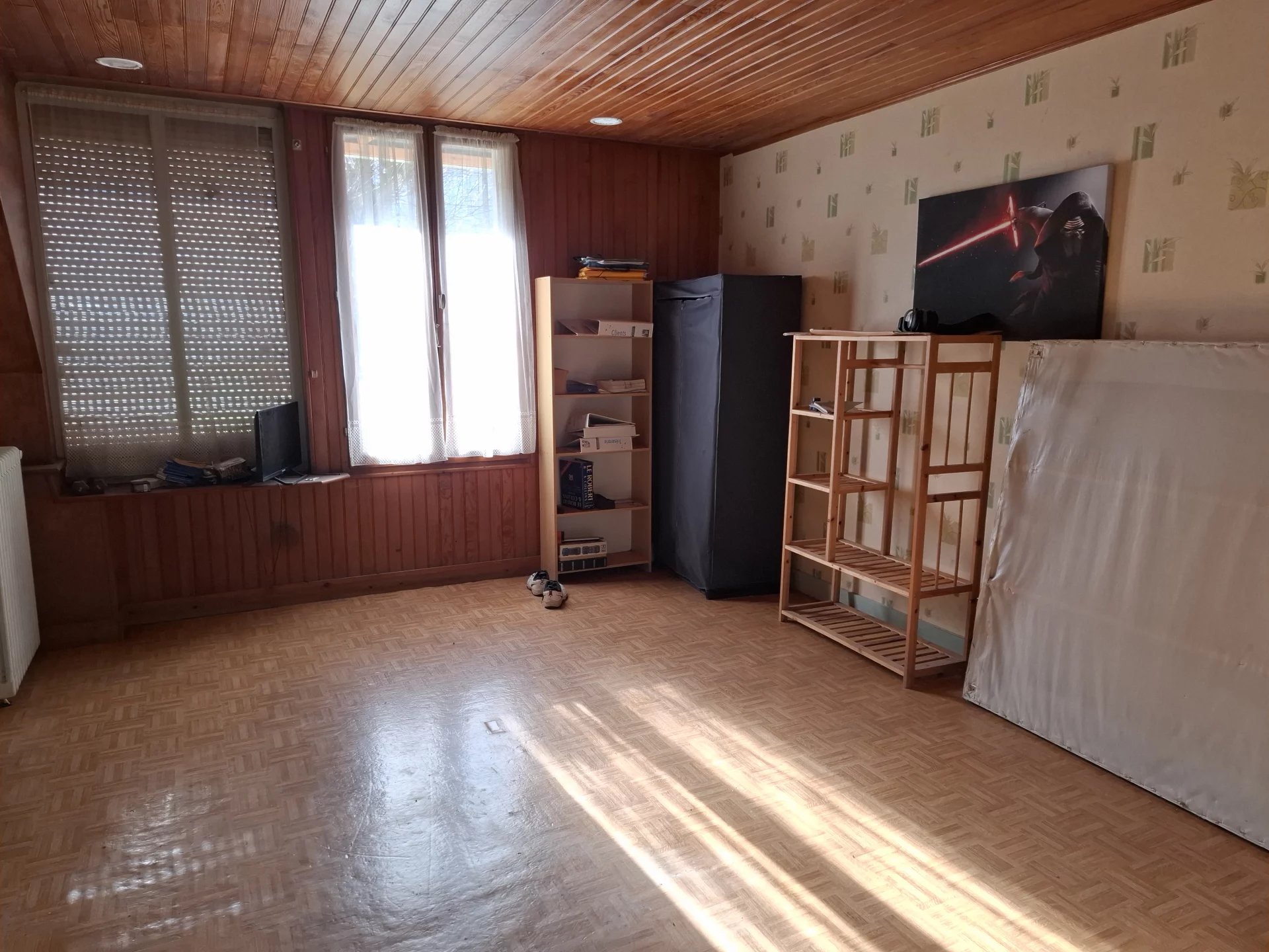Spacious Chalet with additional land, close to centre of popular market town, Poitou-Charentes – France – BVI79674
