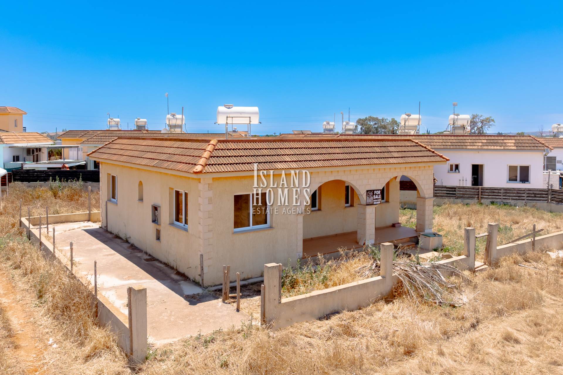 3 bedroom Bungalow in Liopetri, Famagusta, Cyprus – LiO138