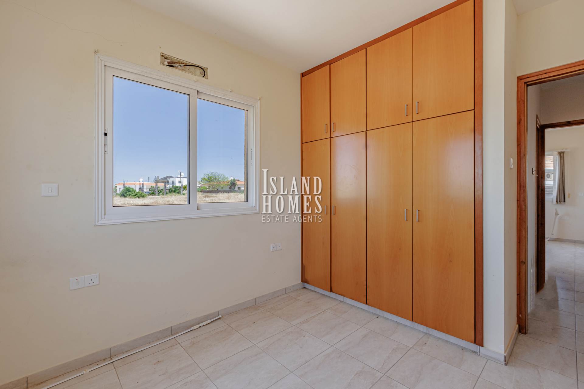 3 bedroom Bungalow in Liopetri, Famagusta, Cyprus – LiO138