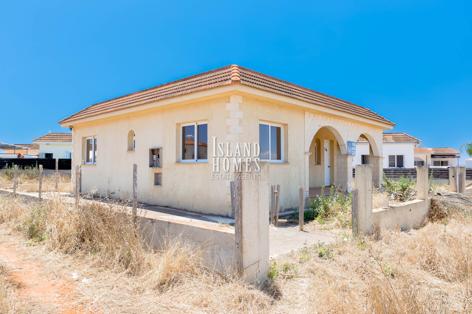 3 bedroom Bungalow in Liopetri, Famagusta, Cyprus – LiO138