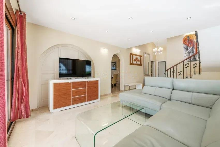 6 bedroom Villa in Estepona, Malaga, Spain – 428-05362P