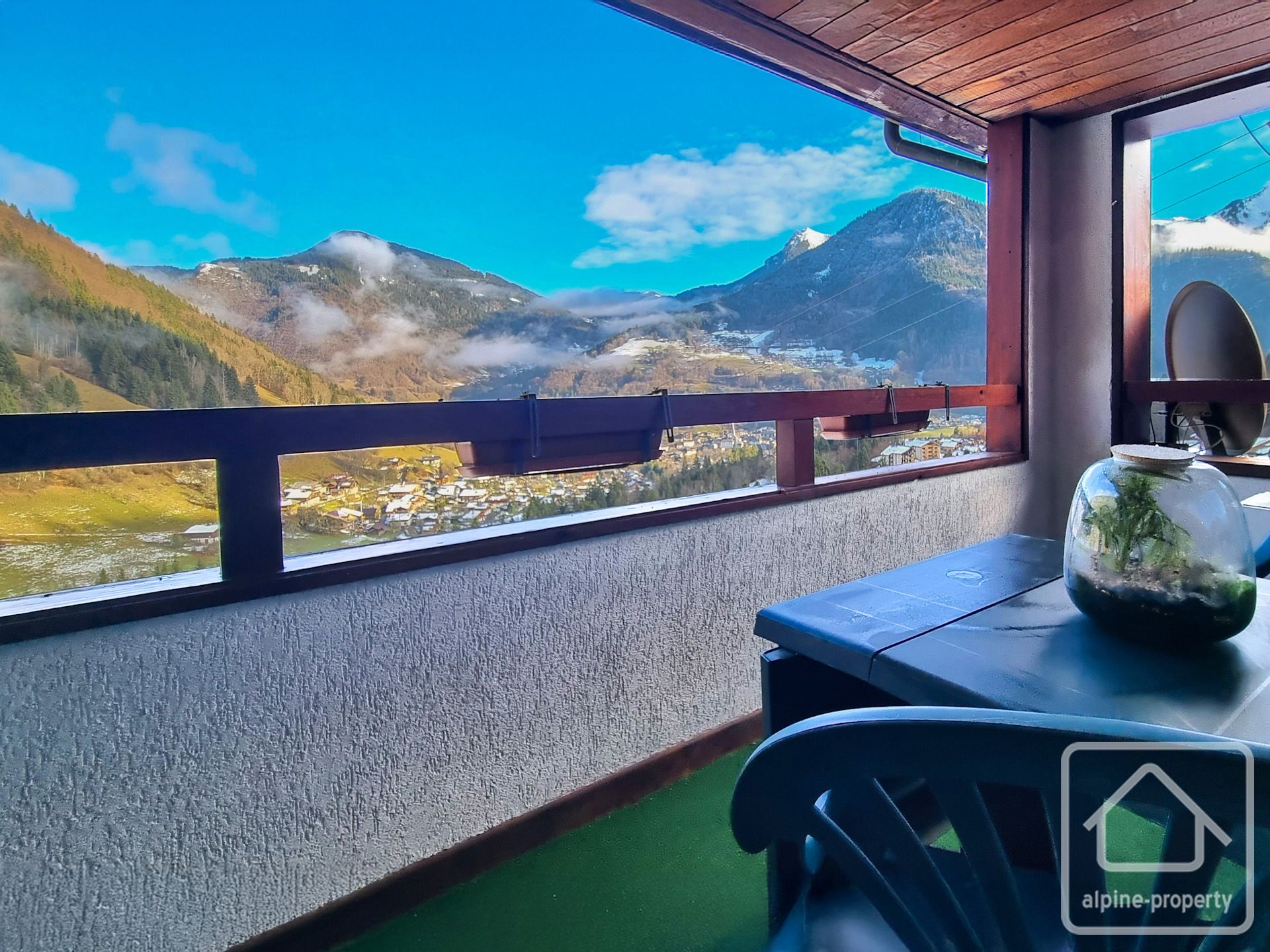 A 2 Bedroom Duplex With Mezzanine, Cave And Indoor Swimming Pool. – RIAMD1