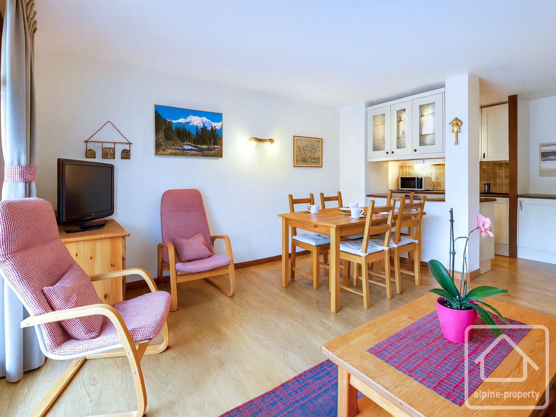 A 2 Bedroom Duplex With Mezzanine, Cave And Indoor Swimming Pool. – RIAMD1
