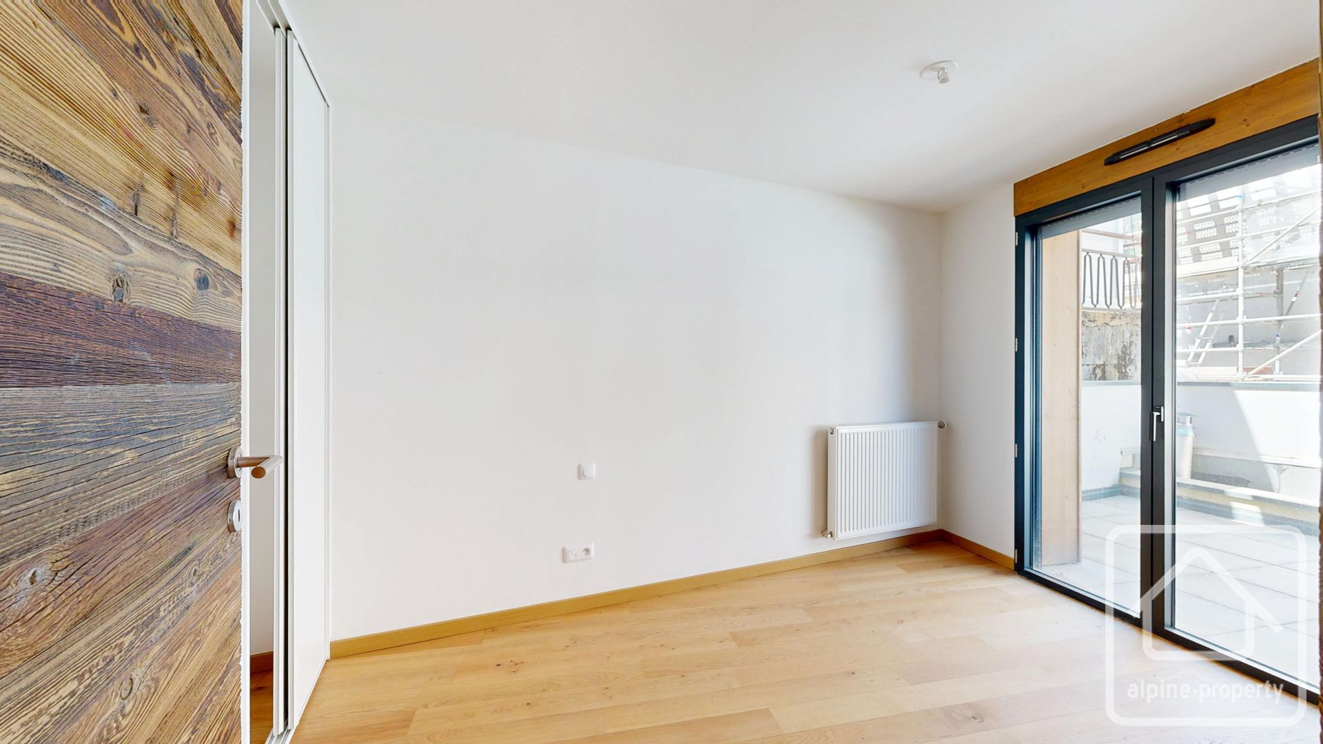 A Rare Opportunity To Acquire A Brand New Apartment Right In The Centre Of Chatel. – SOLDANELLESB1