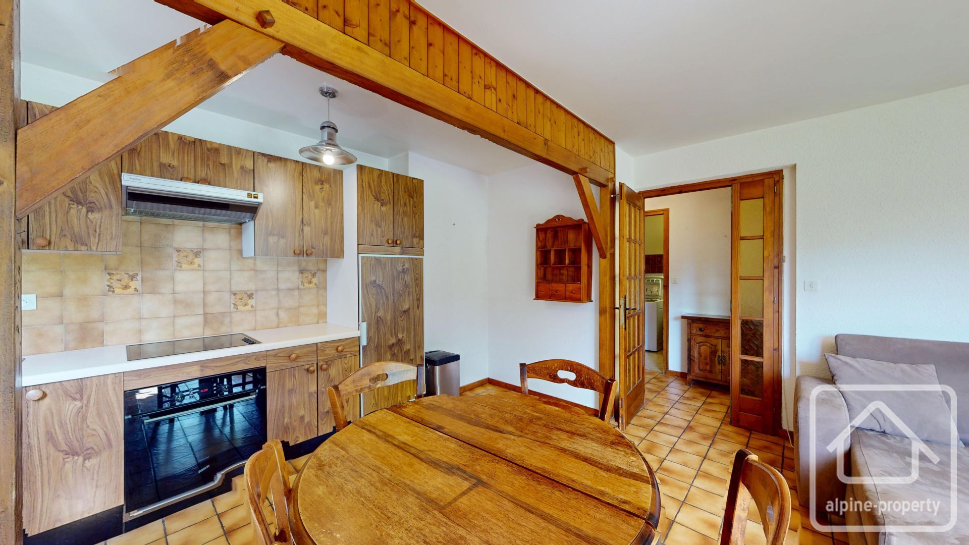 A Delightful 41m² 1 Bedroom Ground-floor Apartment In Samoëns, Steps From The Ski Bus, Featuring A Terrace, Cellar, And Shared Parking. – MELEZESAM