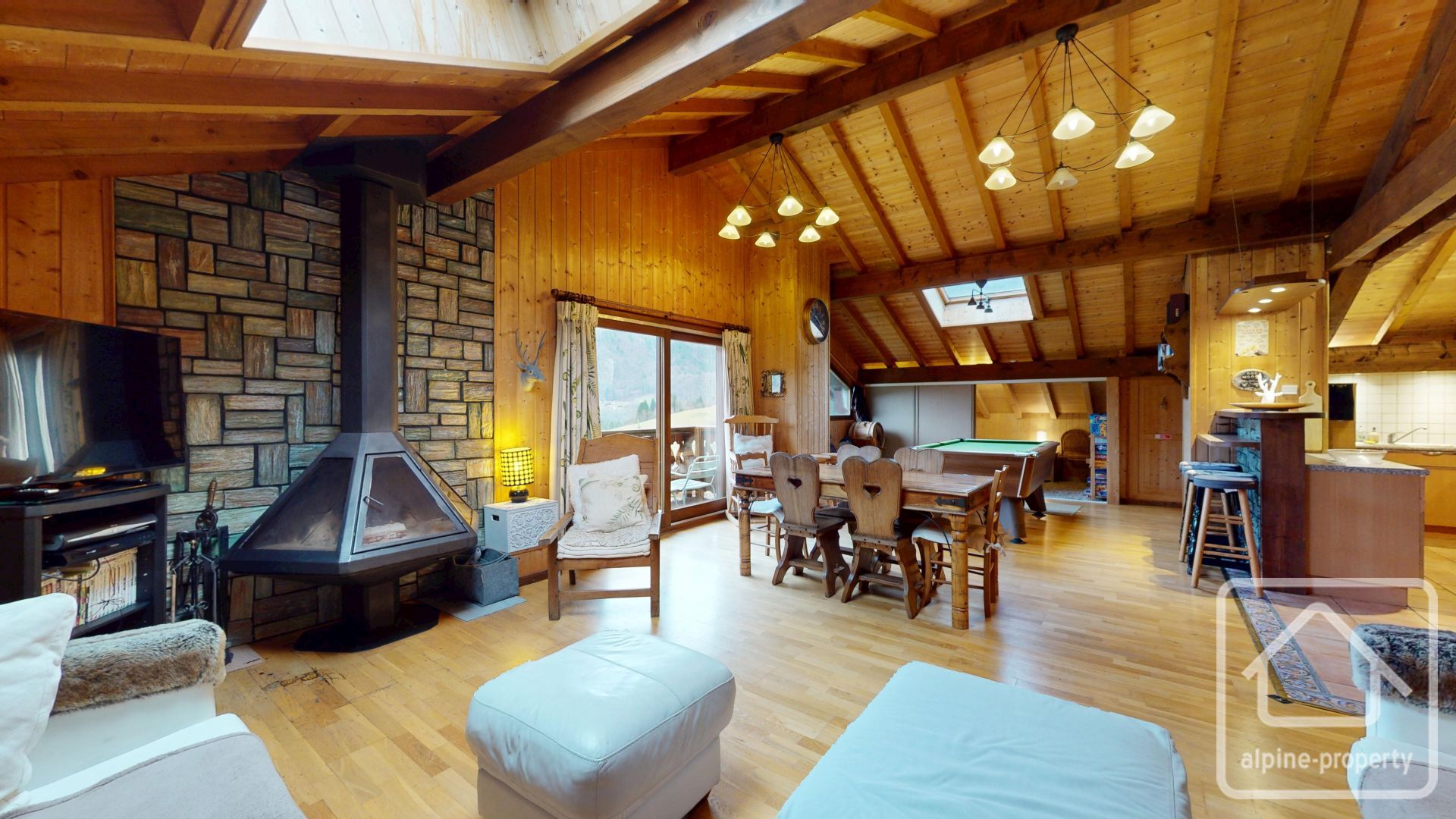 A Property In A Peaceful Setting With Generous Living Space Across Three Apartments, Ideal For Family And/or Rental Use. – TRELACHAUD