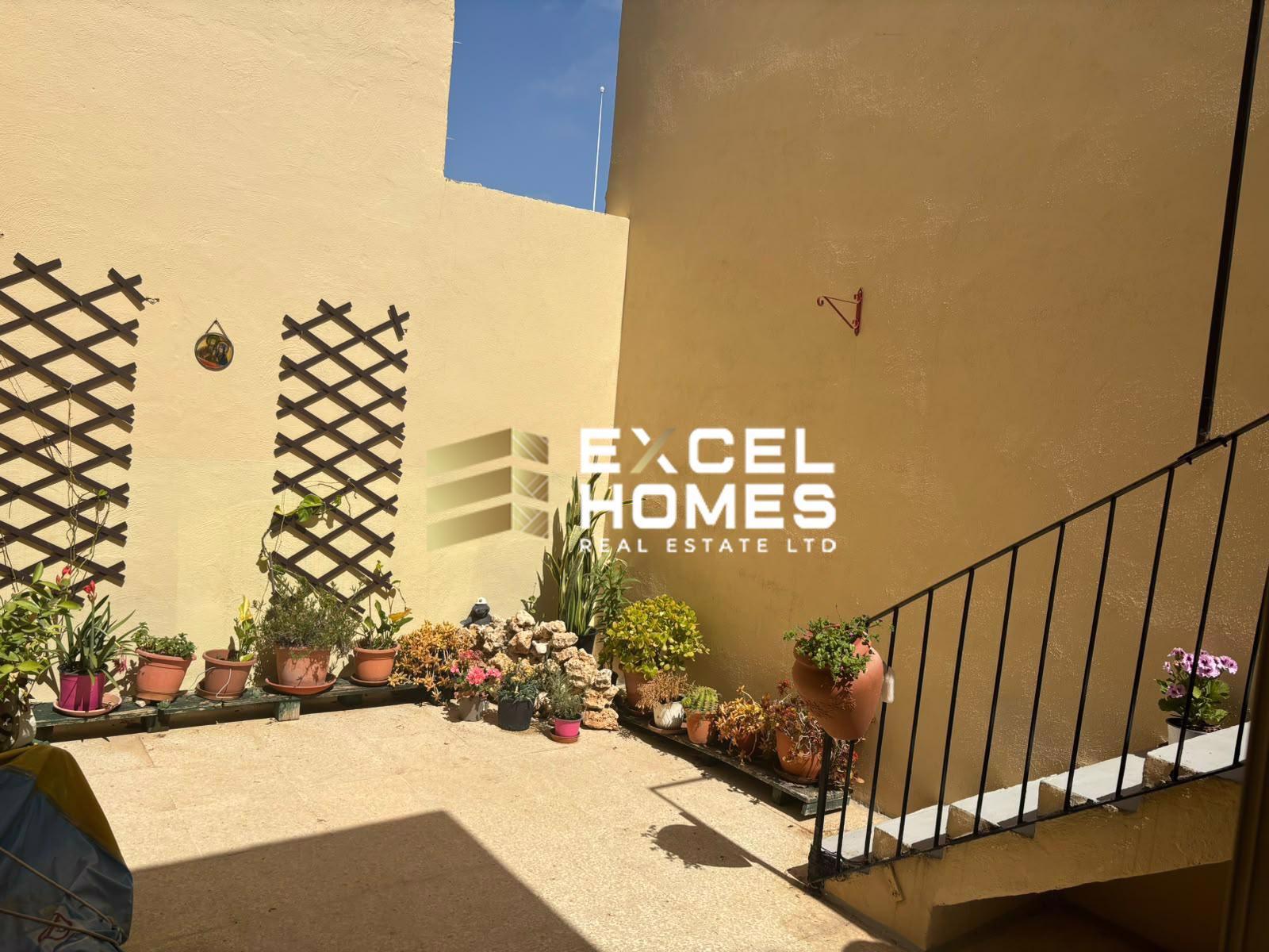 3 bedroom Terraced House in Fgura, Malta – 68637