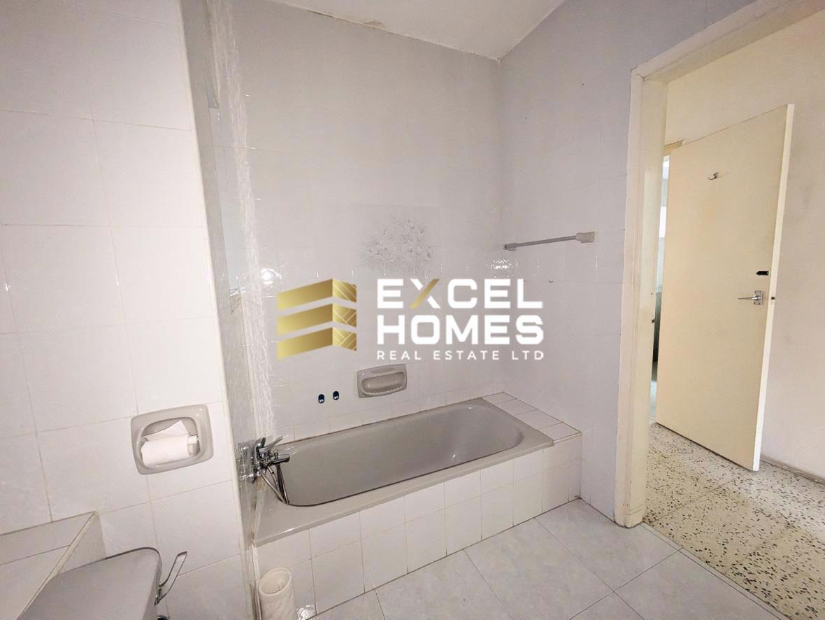 2 bedroom Apartment in Birzebbugia, Malta – 68603