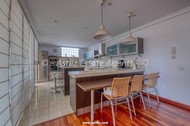 7 bedroom villa in Icod De Los Vinos, Spain – AAEP1905