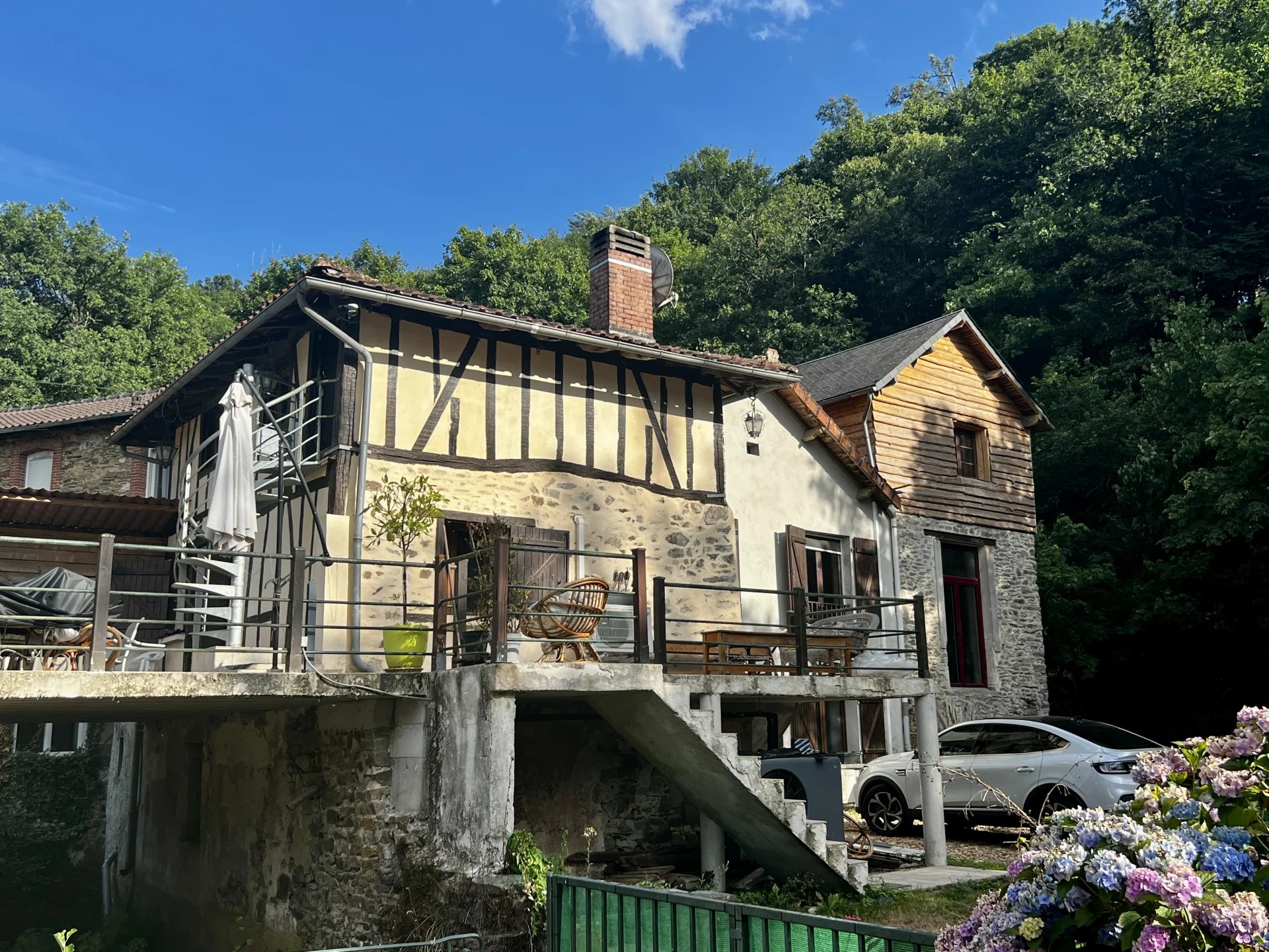 19th-Century Riverside Mill with Guest Annexe, Limousin – France – BVI81675