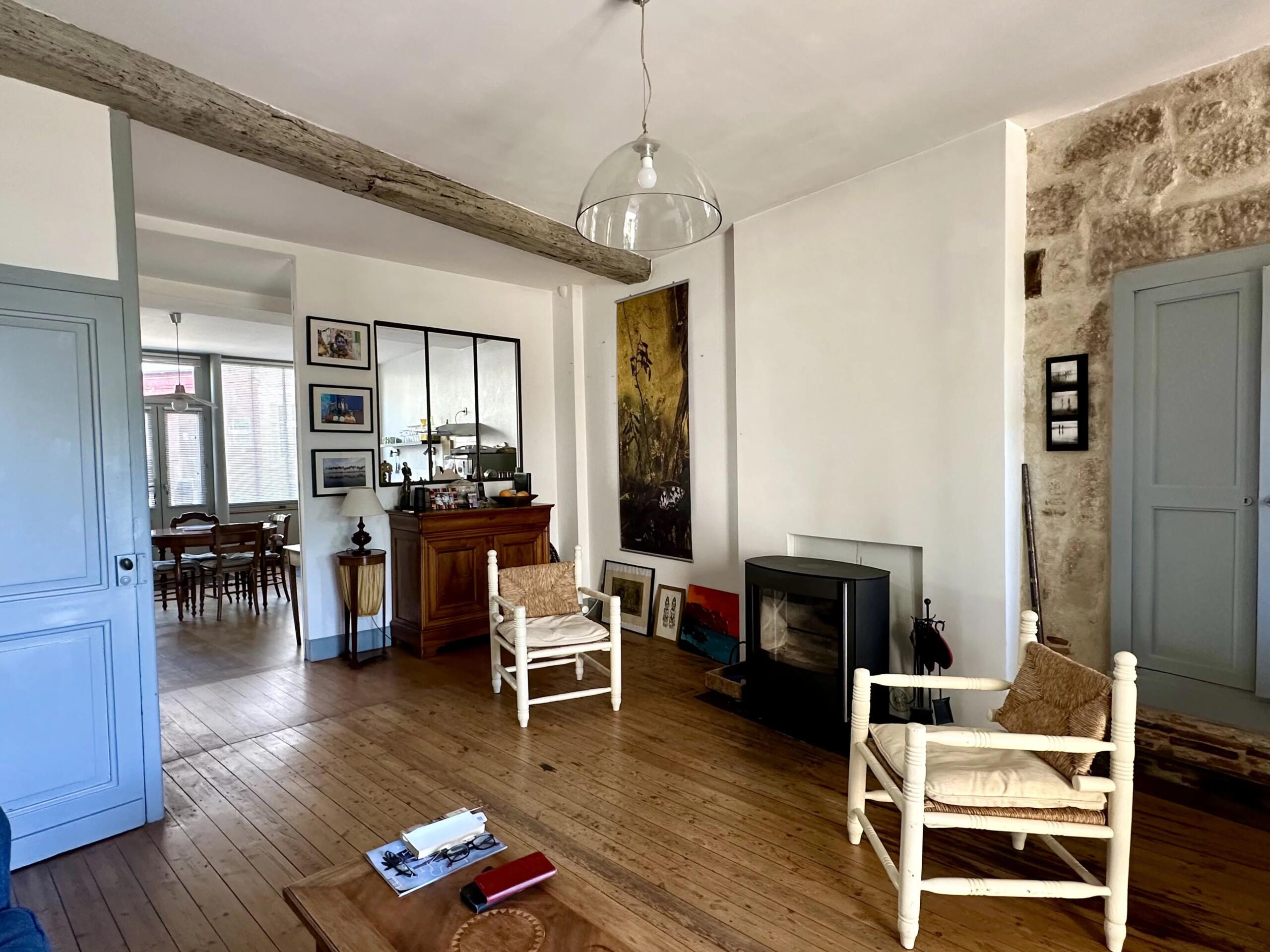 Charming Townhouse in the Heart of of lively listed village with panoramique views, Poitou-Charentes – France – BVI85933