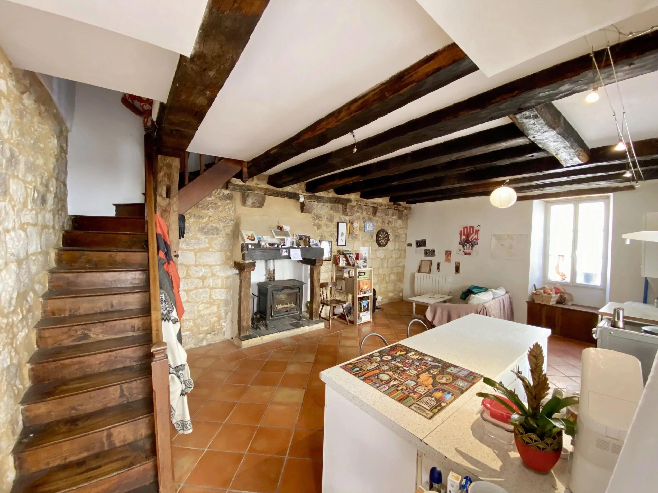 Charming stone house in the heart of Monflanquin, Aquitaine – France – BVI85883