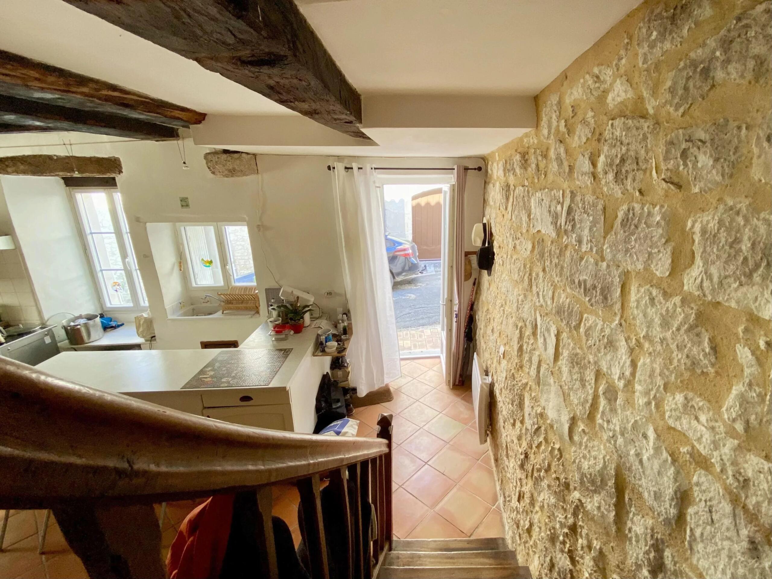 Charming stone house in the heart of Monflanquin, Aquitaine – France – BVI85883