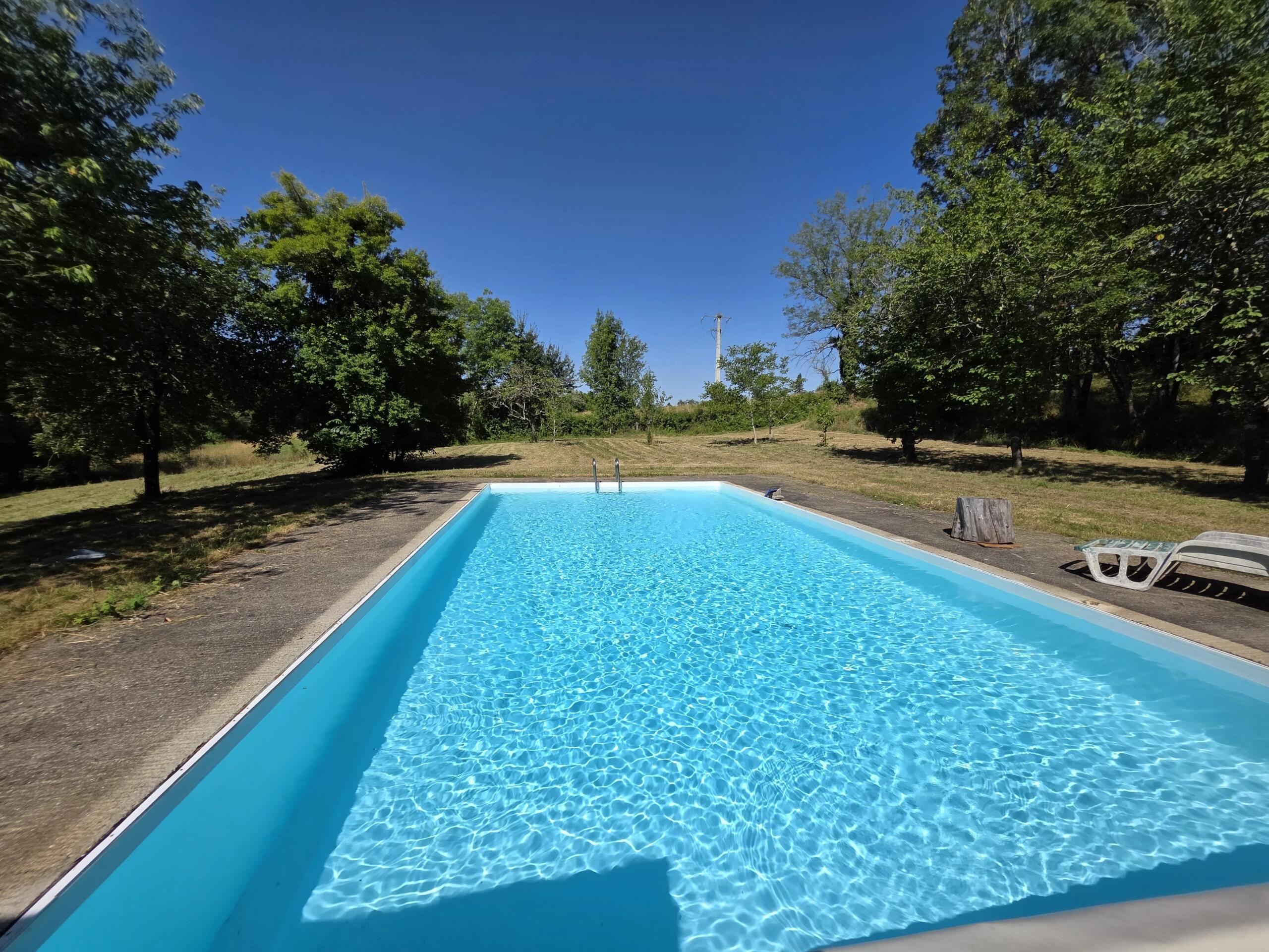 Charming riverside bungalow with swimming pool close to EYMET!, Aquitaine – France – BVI81743