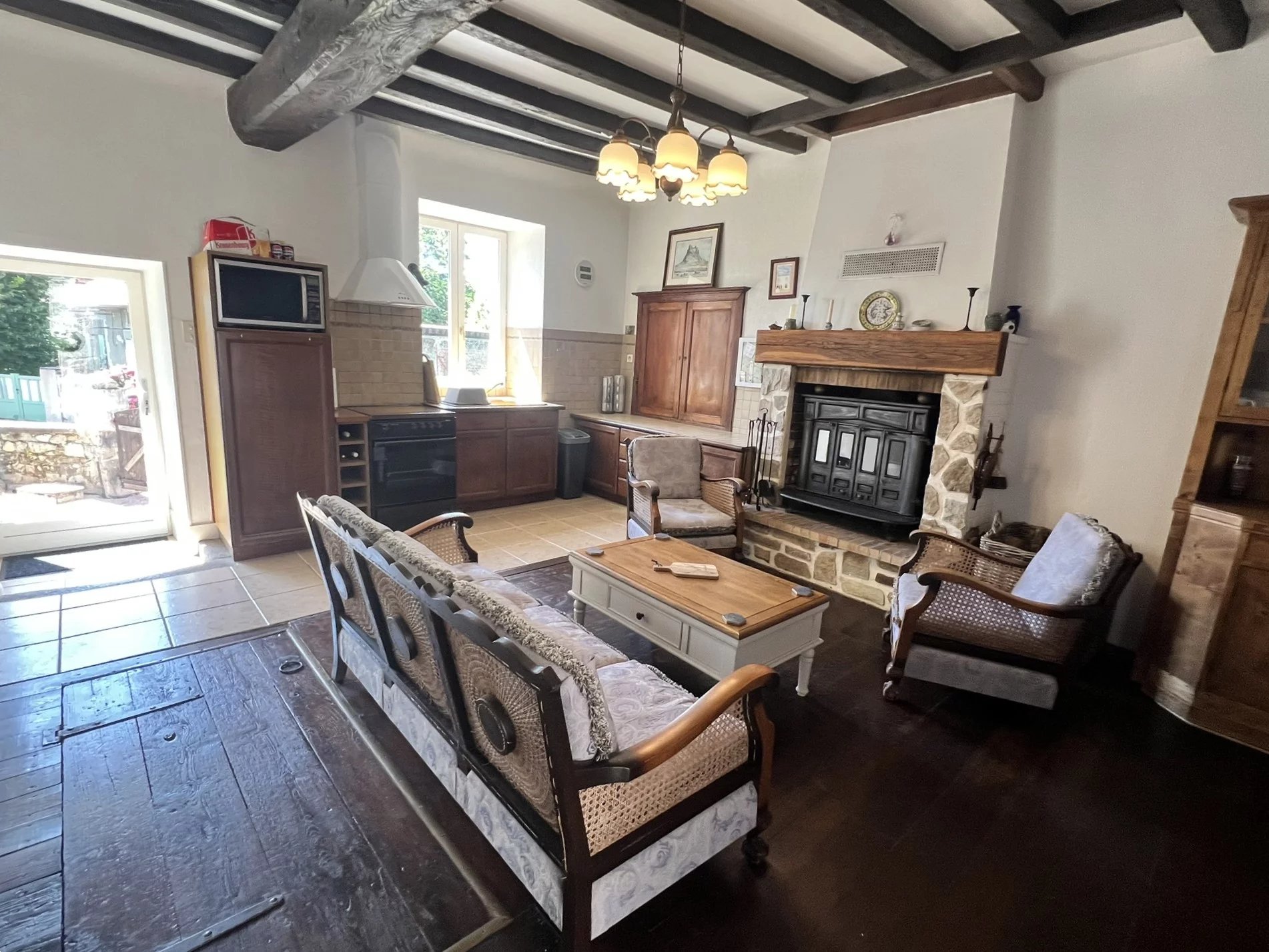 Charming Rural Retreat Just Minutes from Lake and Village, Aquitaine – France – BVI84864