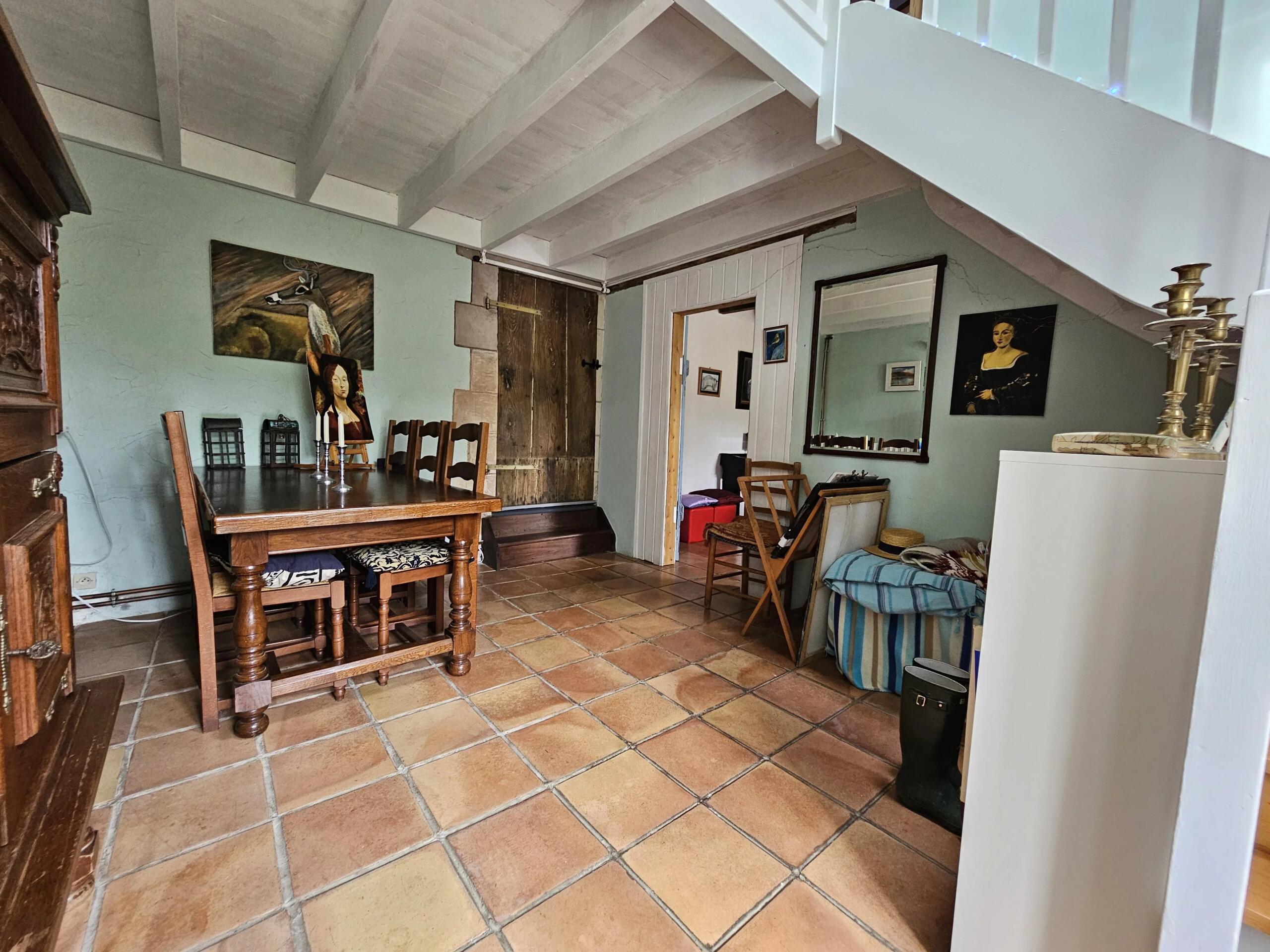 Cottage Retreat with Pool, Woodland and Peaceful Hamlet Setting, Poitou-Charentes – France – BVI76280