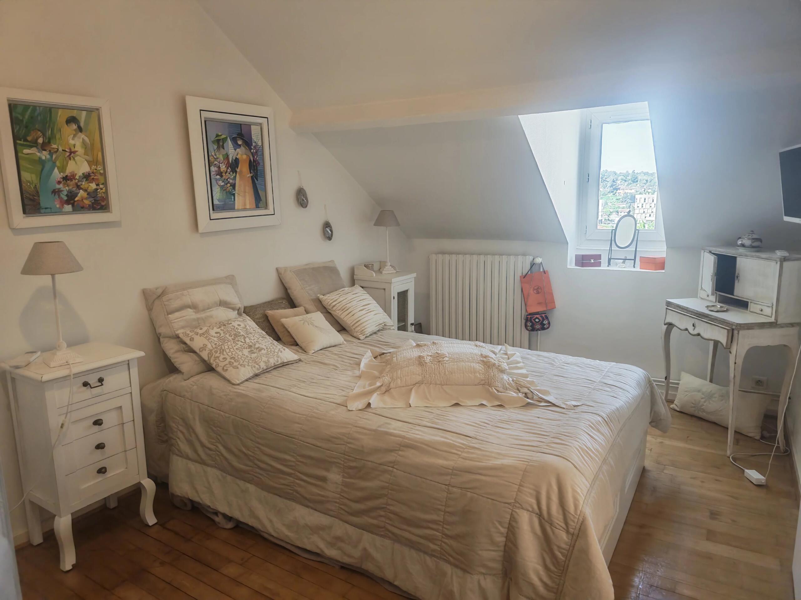 Charming townhouse in the heart of Périgueux, Aquitaine – France – BVI85869