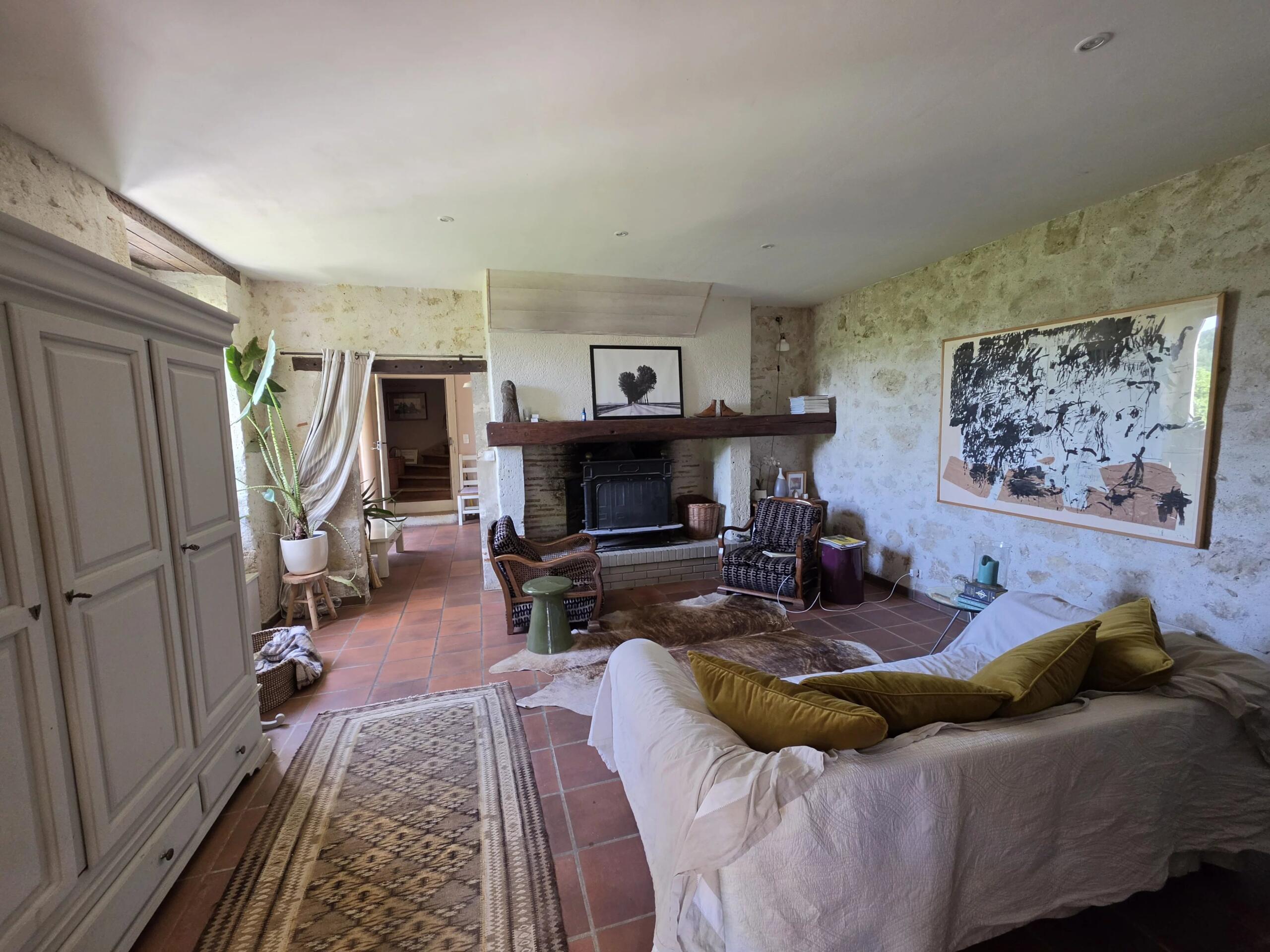 Beautiful Stone Country House with Panoramic Views near Nérac, Aquitaine – France – BVI85044