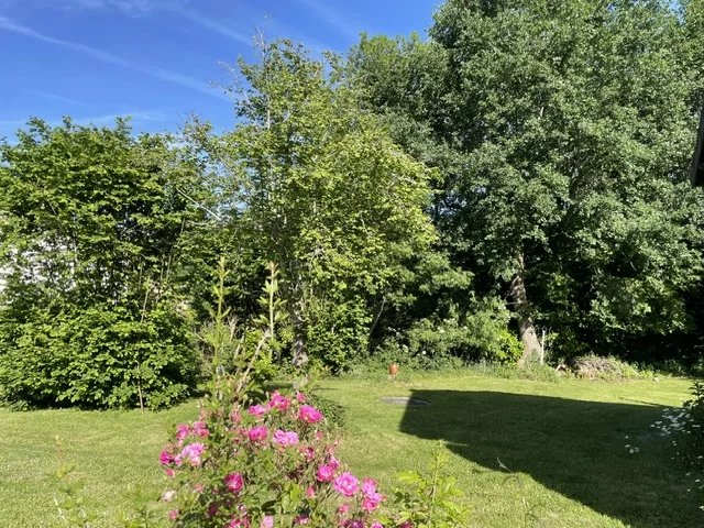 Charming 2-Bedroom house in Saint-Bazile, France, Limousin – France – BVI85368