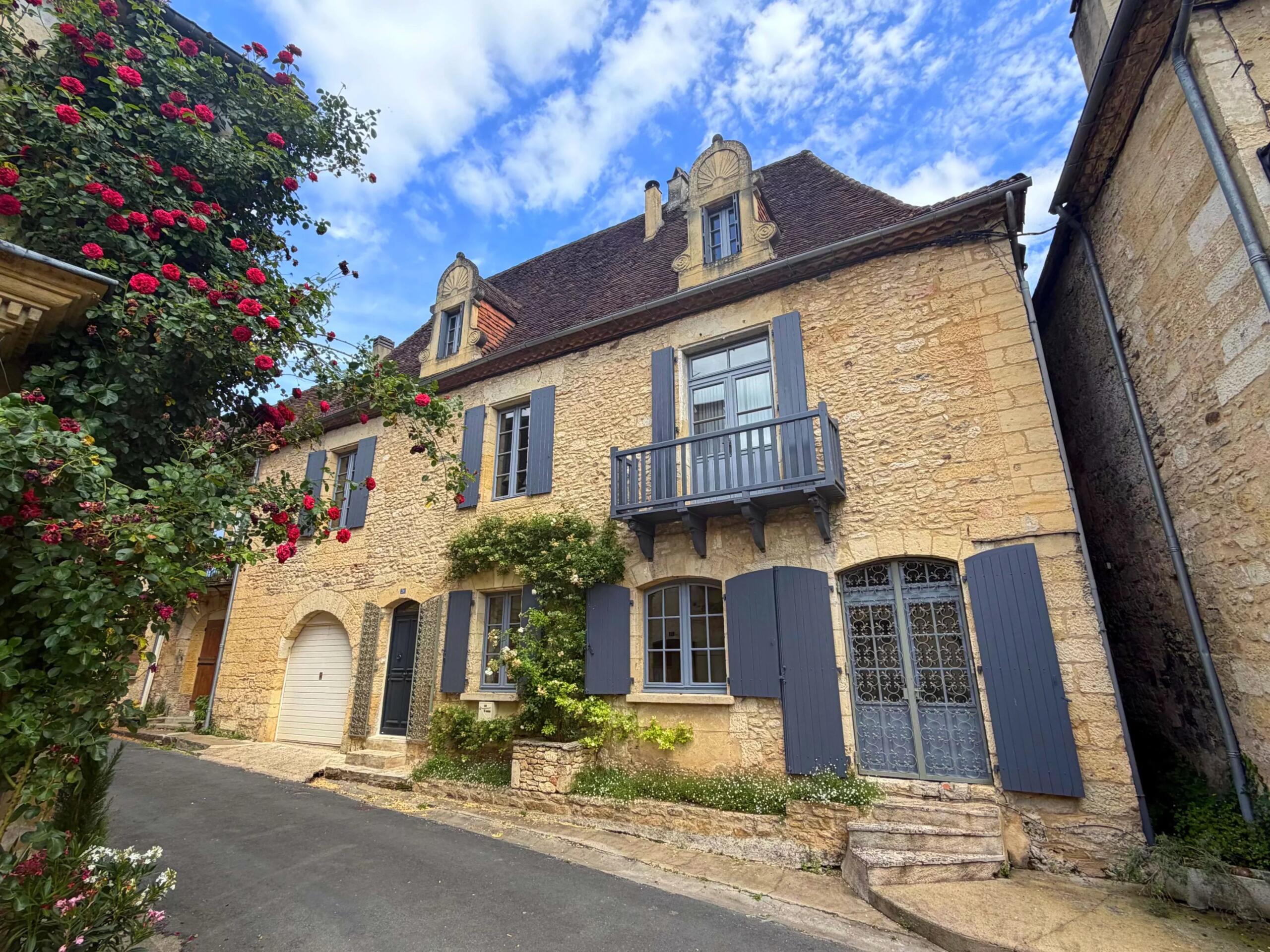 Charming Renovated House with Pool in Le Bugue, Aquitaine – France – BVI85801