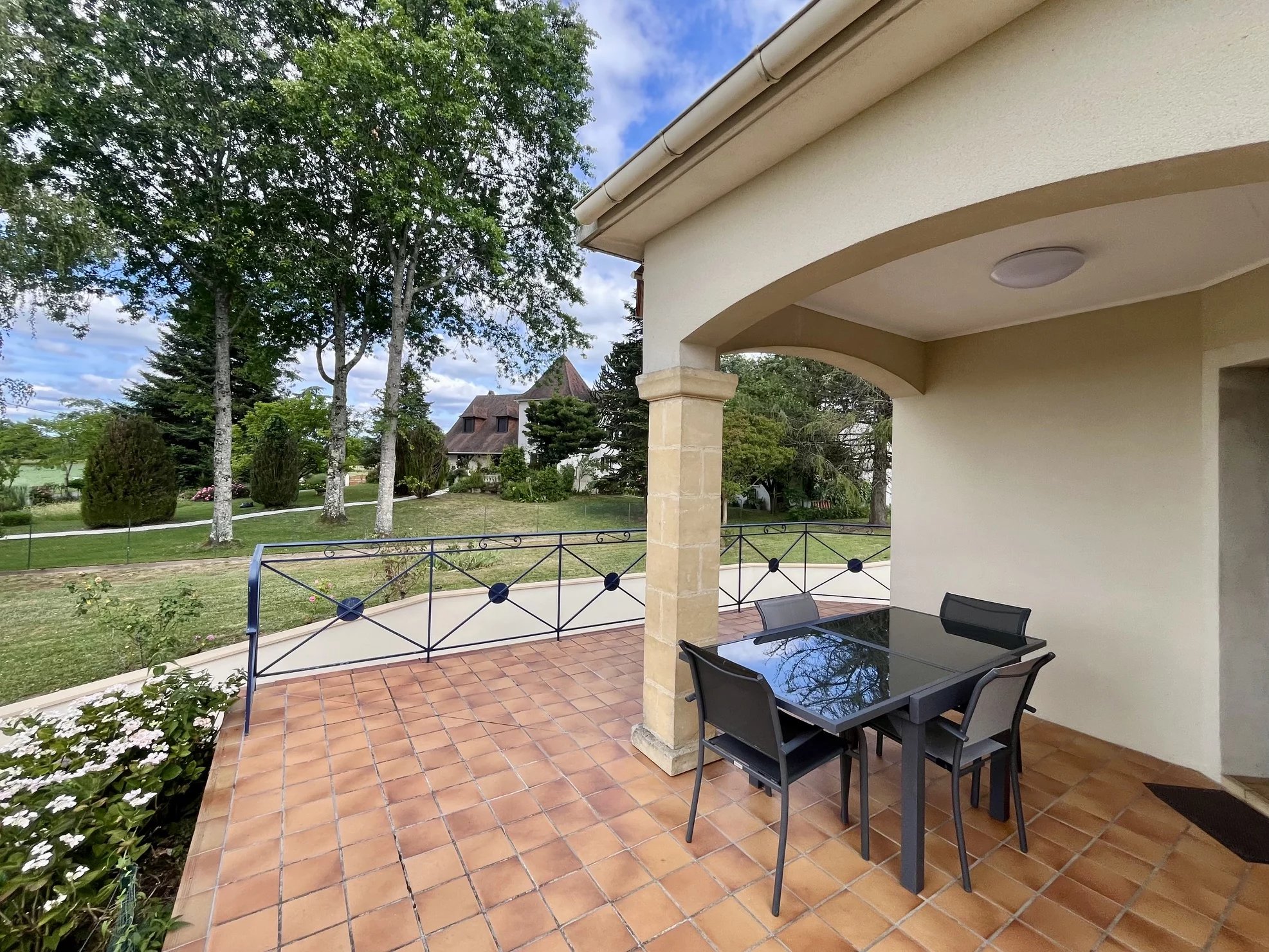 Beautiful Perigord-style home with open views, large garden and high-quality features!, Aquitaine – France – BVI85901