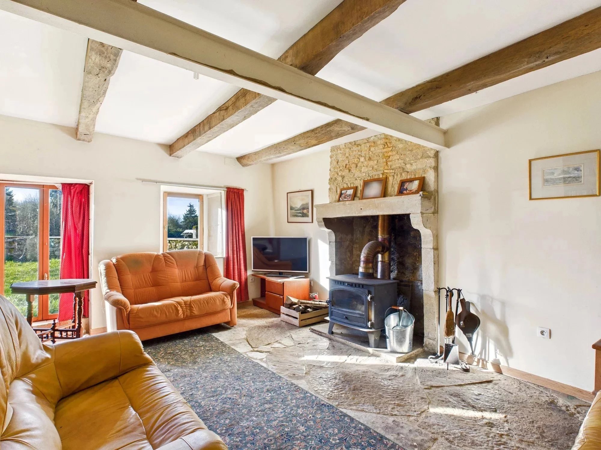 Traditional stone village house with large guest house and 3099 m2 of land, Poitou-Charentes – France – BVI80187
