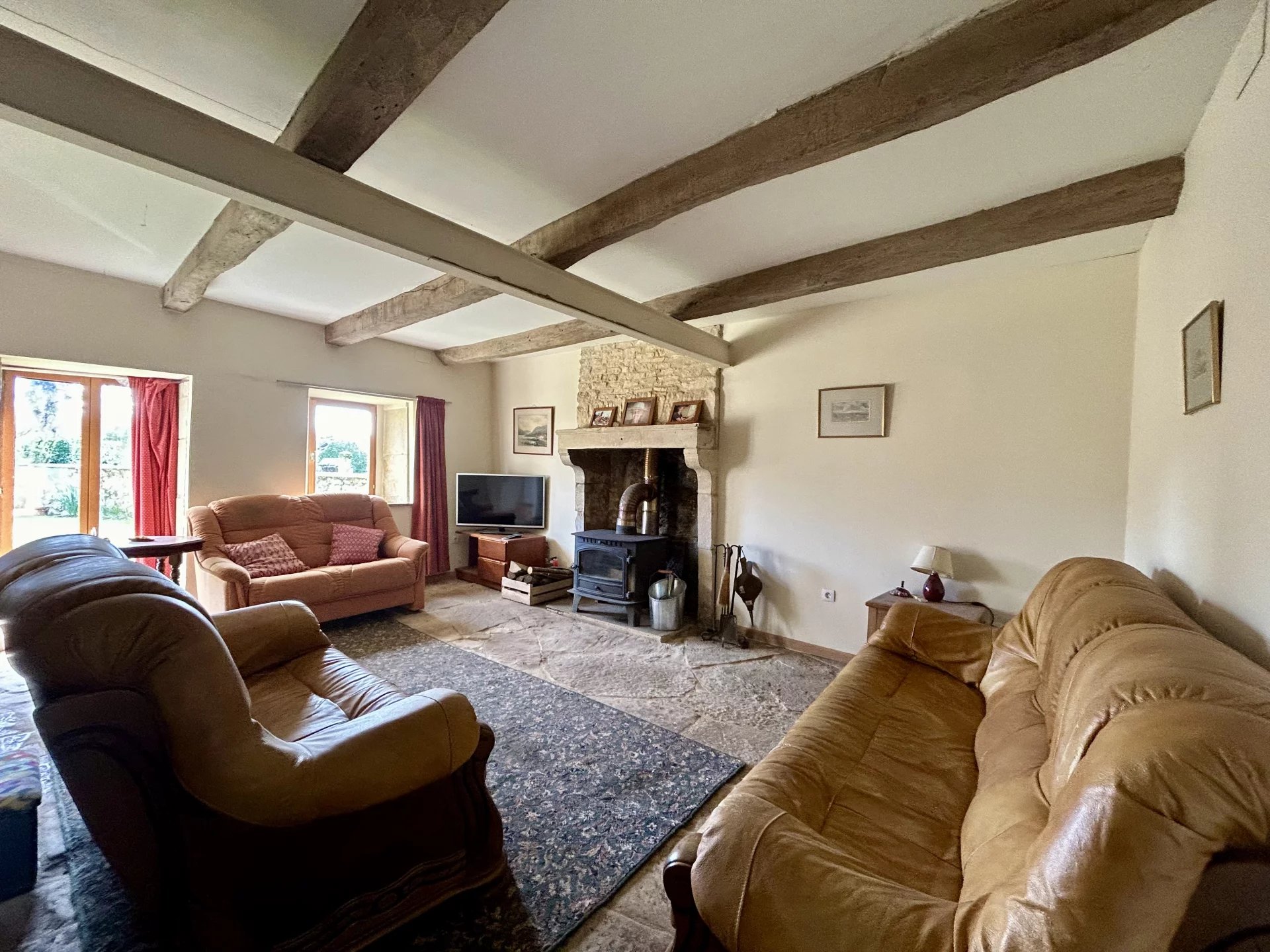 Traditional stone village house with large guest house and 3099 m2 of land, Poitou-Charentes – France – BVI80187