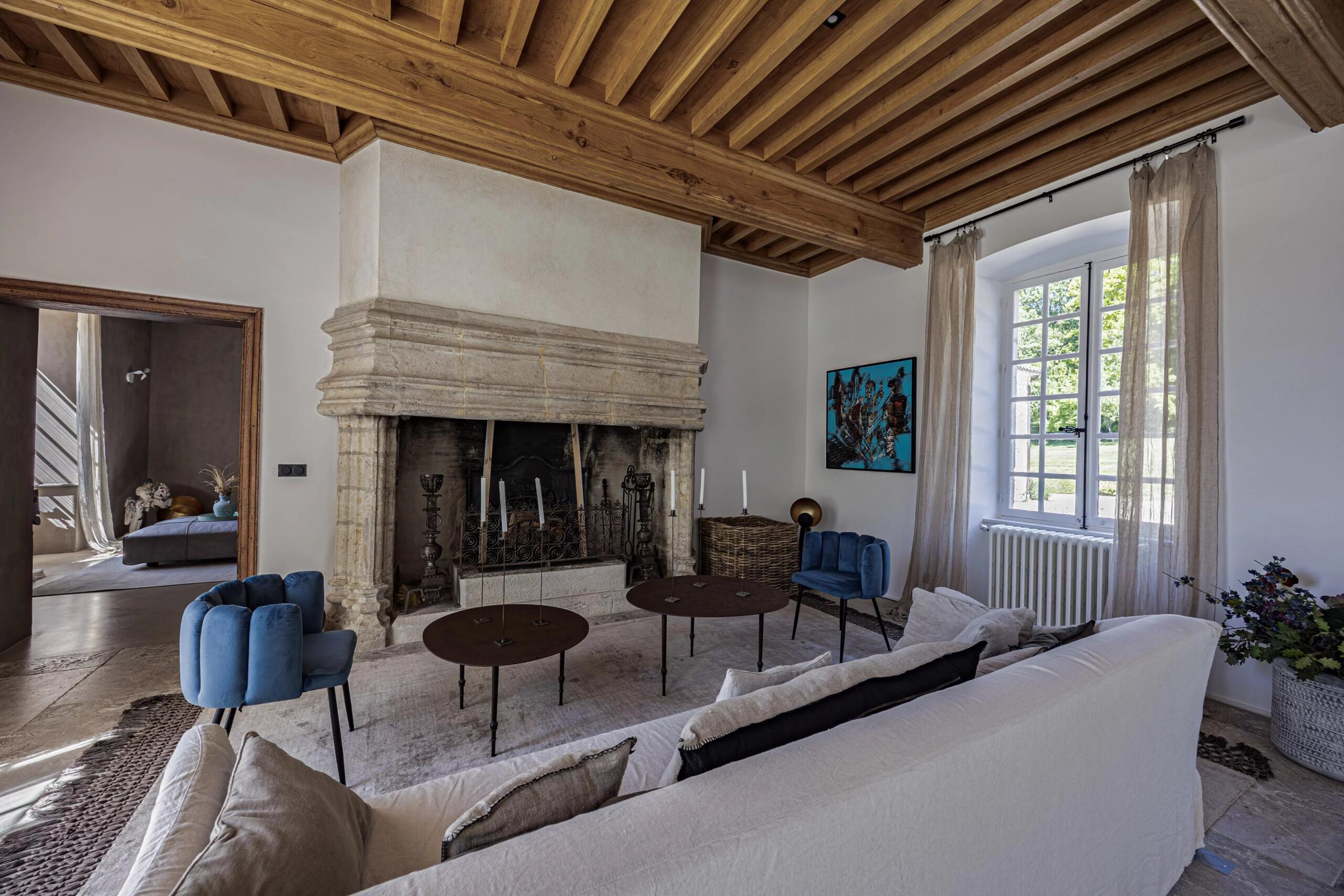 Exceptional Estate with Renovated 18th Century Château, Lake and 38 Hectares – Near Montcuq, Lot, South-West France, Midi-Pyrénées – France – BVI85262