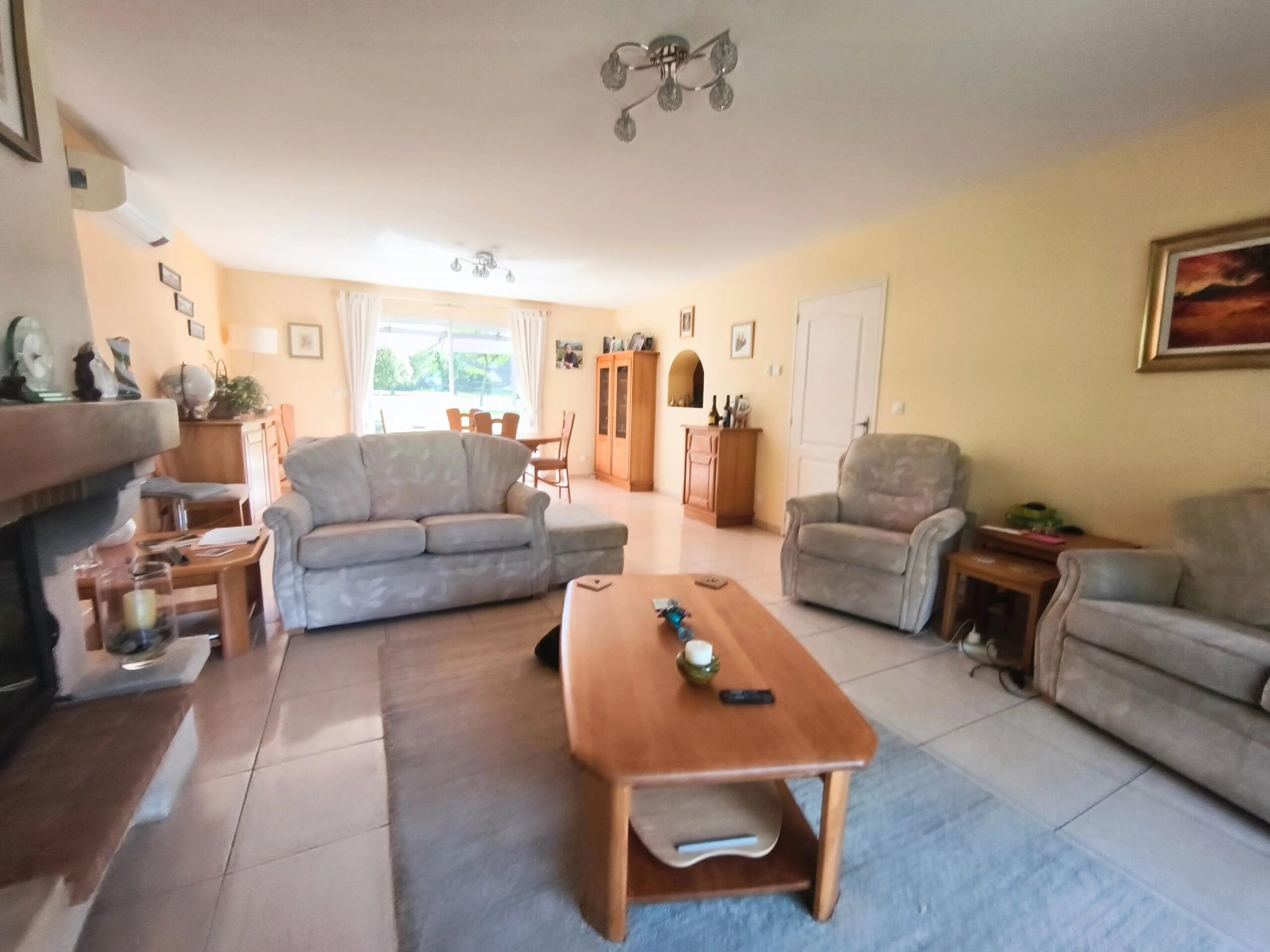 Elegant Family Home with Swimming Pool, Barn and Expansive Grounds, Poitou-Charentes – France – BVI78829