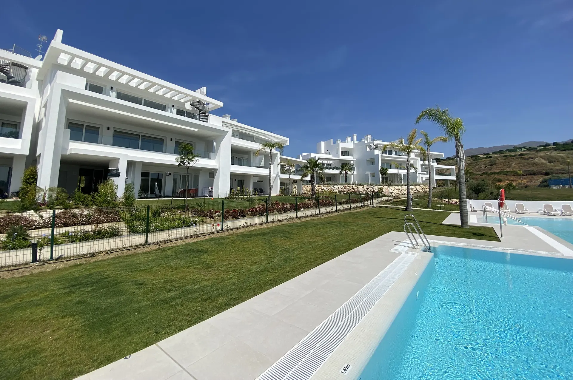 2 bedroom Apartment in Casares, Malaga, Spain – 428-05511P