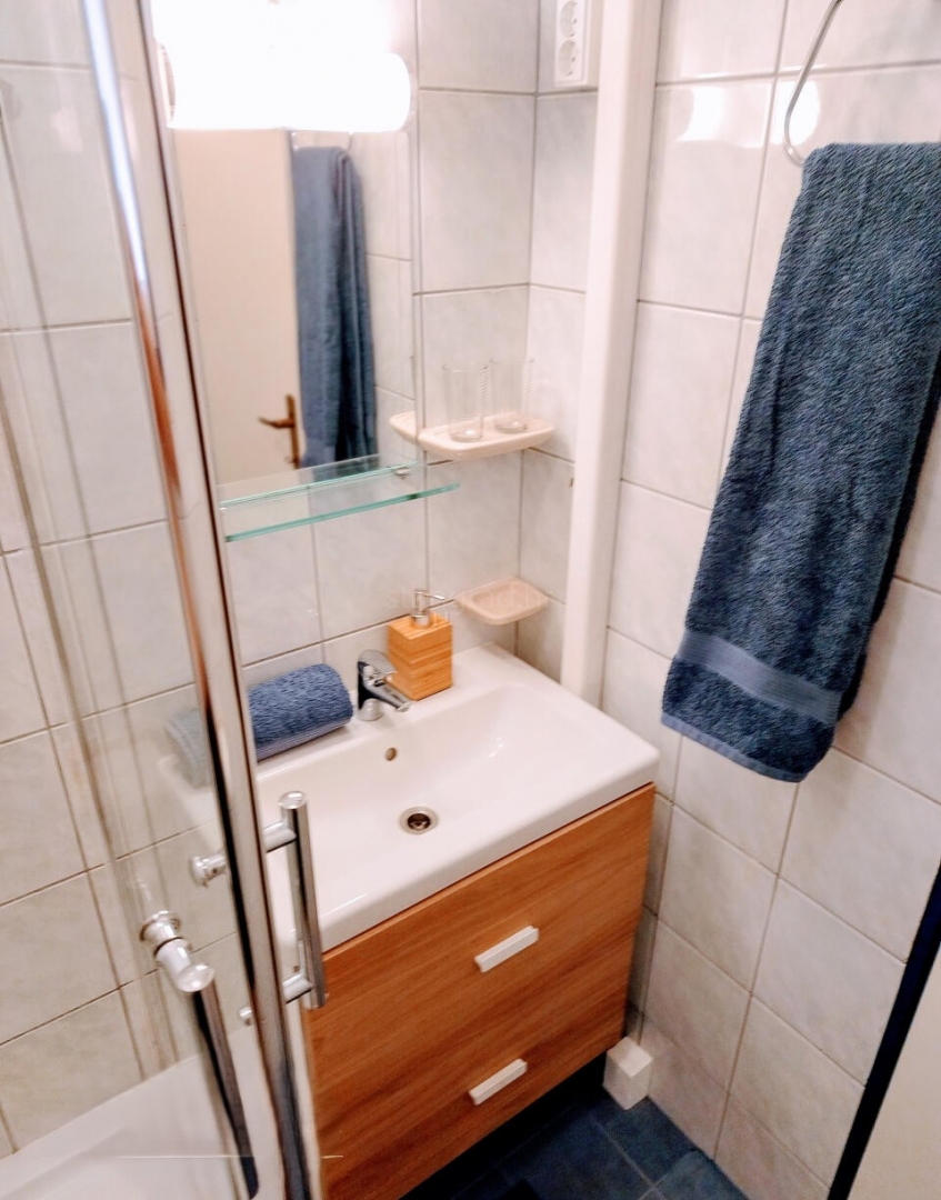 apartment in Malinska-Dubašnica, Croatia – 103689