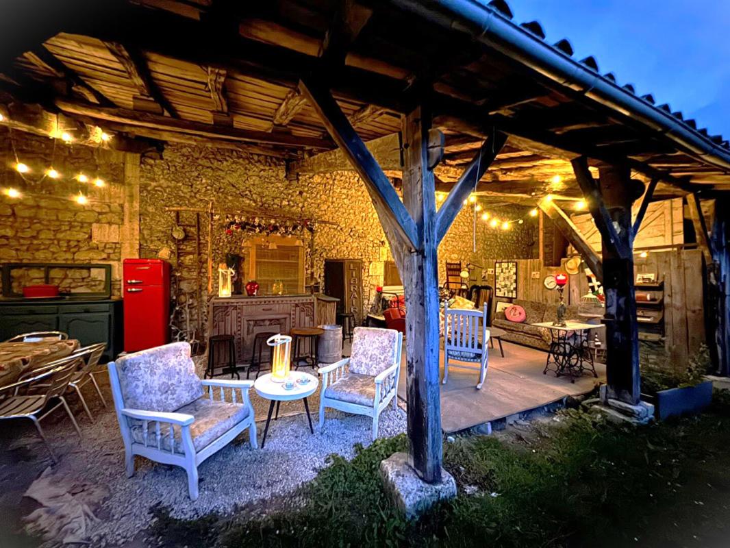 5 bedroom maison in Montmoreau, Charente, France