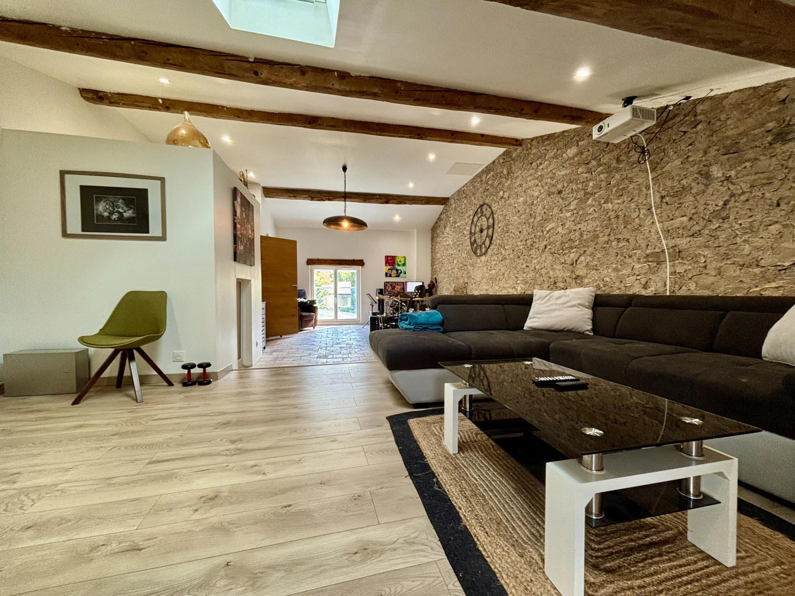 Exceptional Home with Spacious Interiors, Languedoc-Roussillon – France – BVI84888