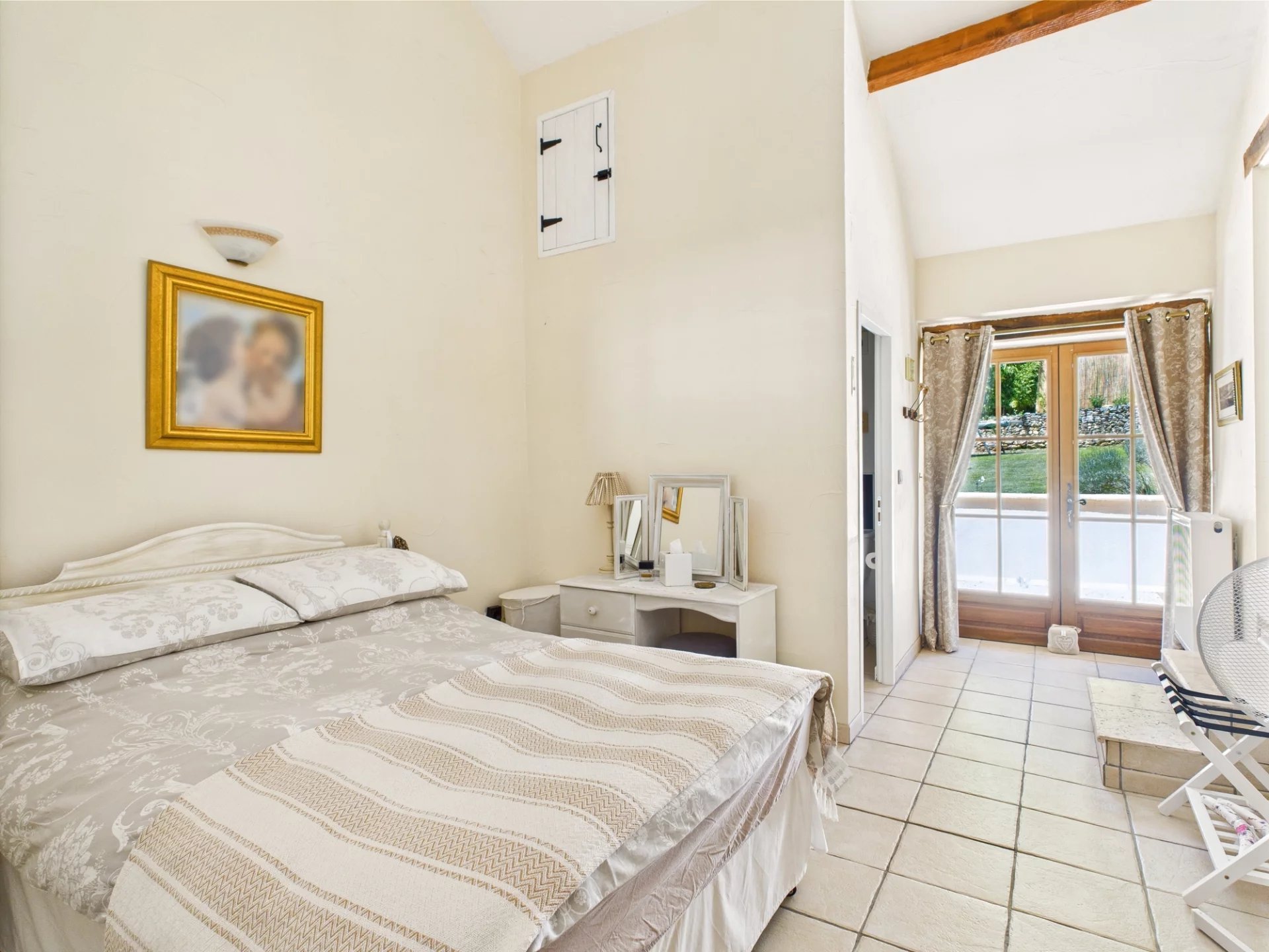 Fabulous Renovated Ensemble in a Serene Hamlet, Aquitaine – France – BVI80780