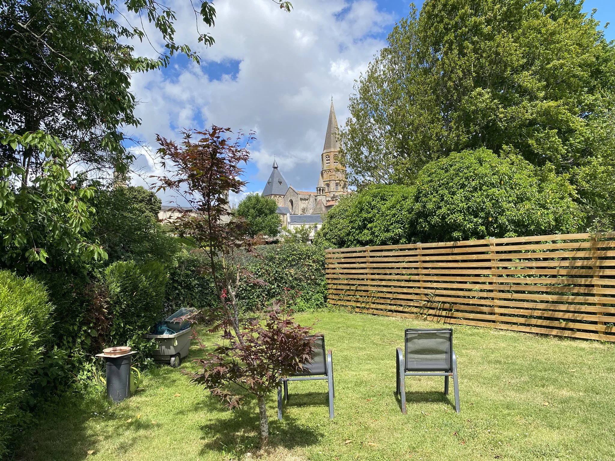 Charming townhouse in Le Dorat with superb views and a garden, Limousin – France – BVI86124