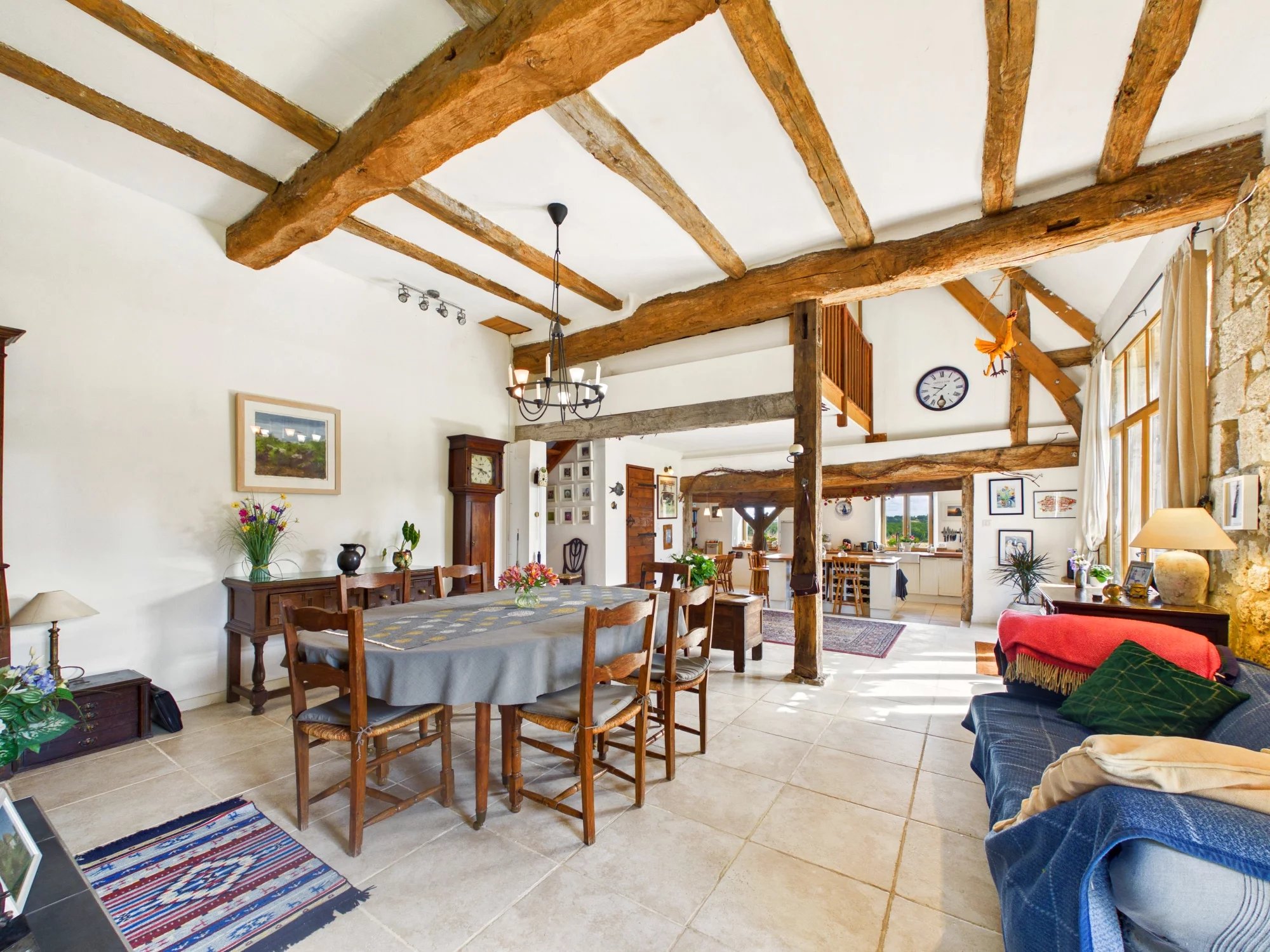 Beautiful Barn Conversion with Panoramic Countryside Views, Aquitaine – France – BVI86073