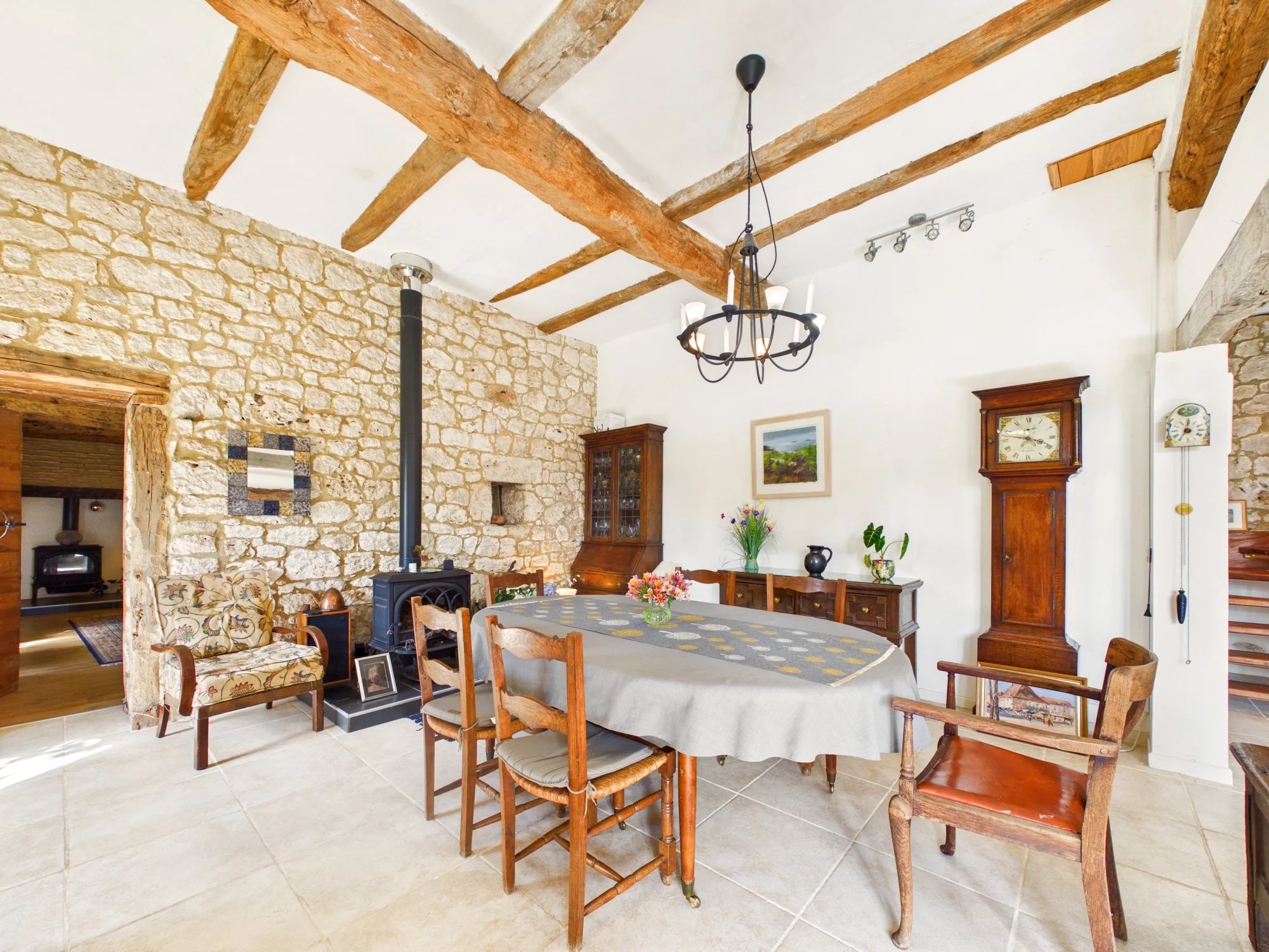 Beautiful Barn Conversion with Panoramic Countryside Views, Aquitaine – France – BVI86073