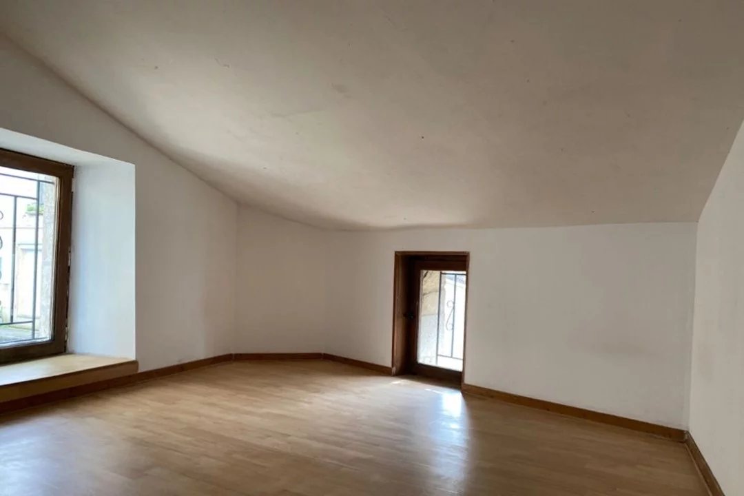 Stone Townhouse with Separate Garage — Investment or First Purchase, Aquitaine – France – BVI84937